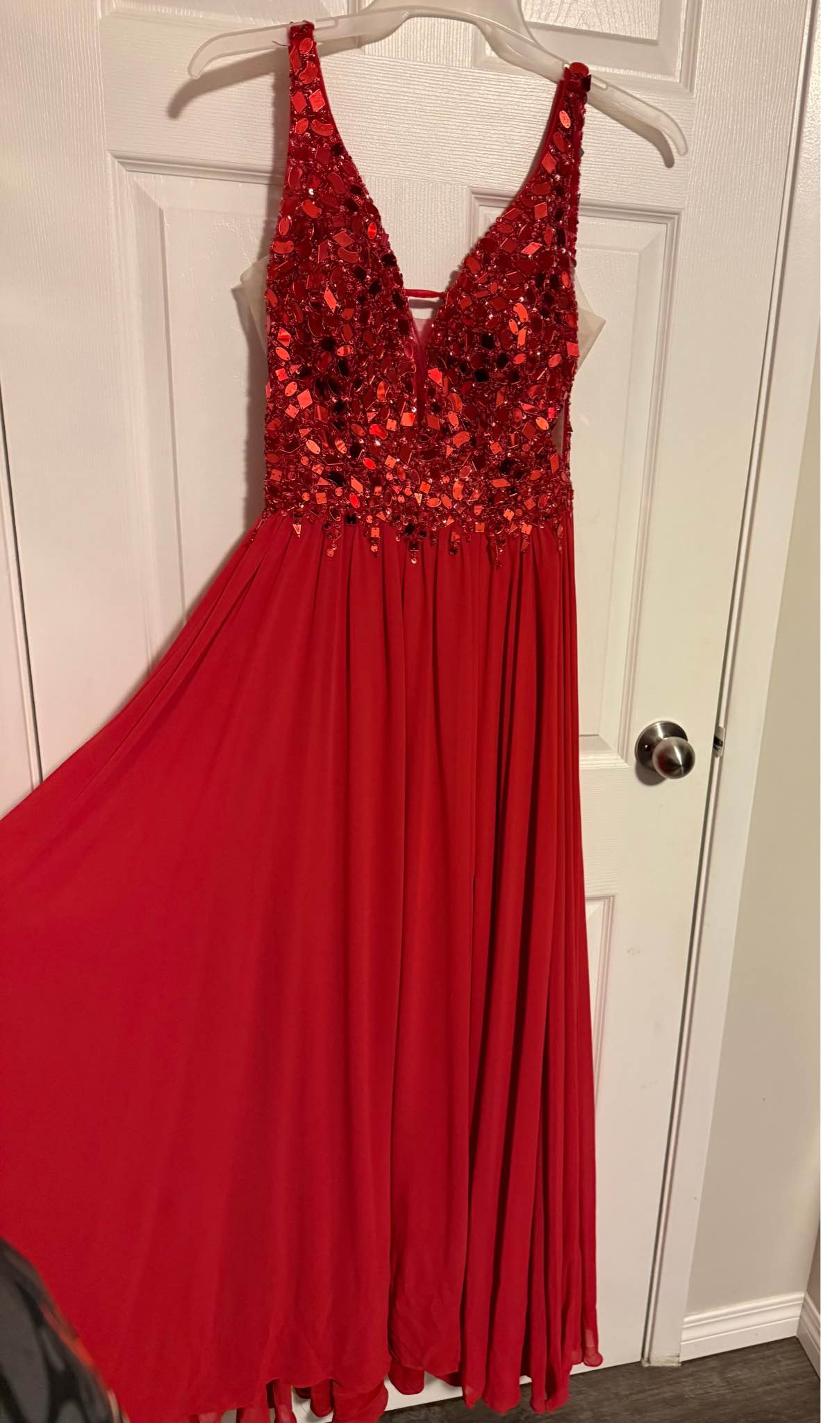 graduation dresses regina Red dress bought from New Line Fashion in Regina, size 6. Originally cost me $500. Only worn once (my grad day). Perfect for those that are graduating this year :) in Nicoletta pre collection