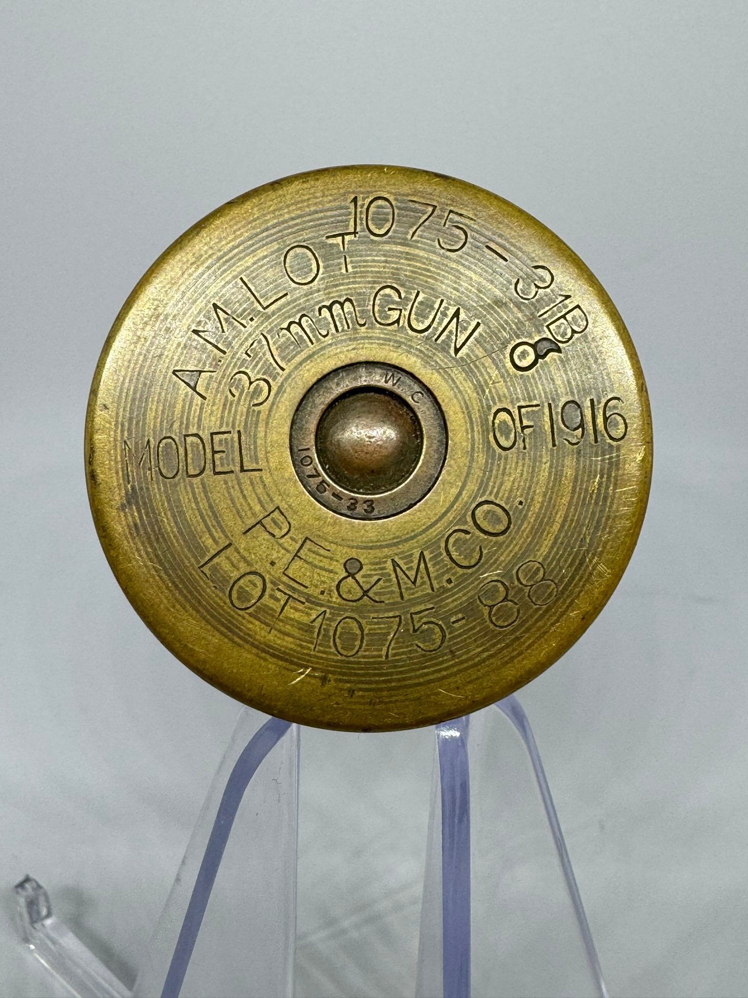 ヘンシェル　ソーン　カッセル　1913年 What is this 1926-27 shell casing from?