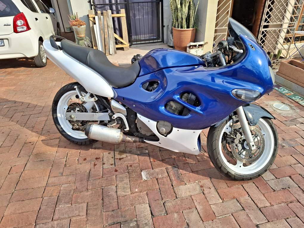 Istruzioni di Montaggio / Set Up Manuale Suzuki GSX 750 F Stand 11/1988