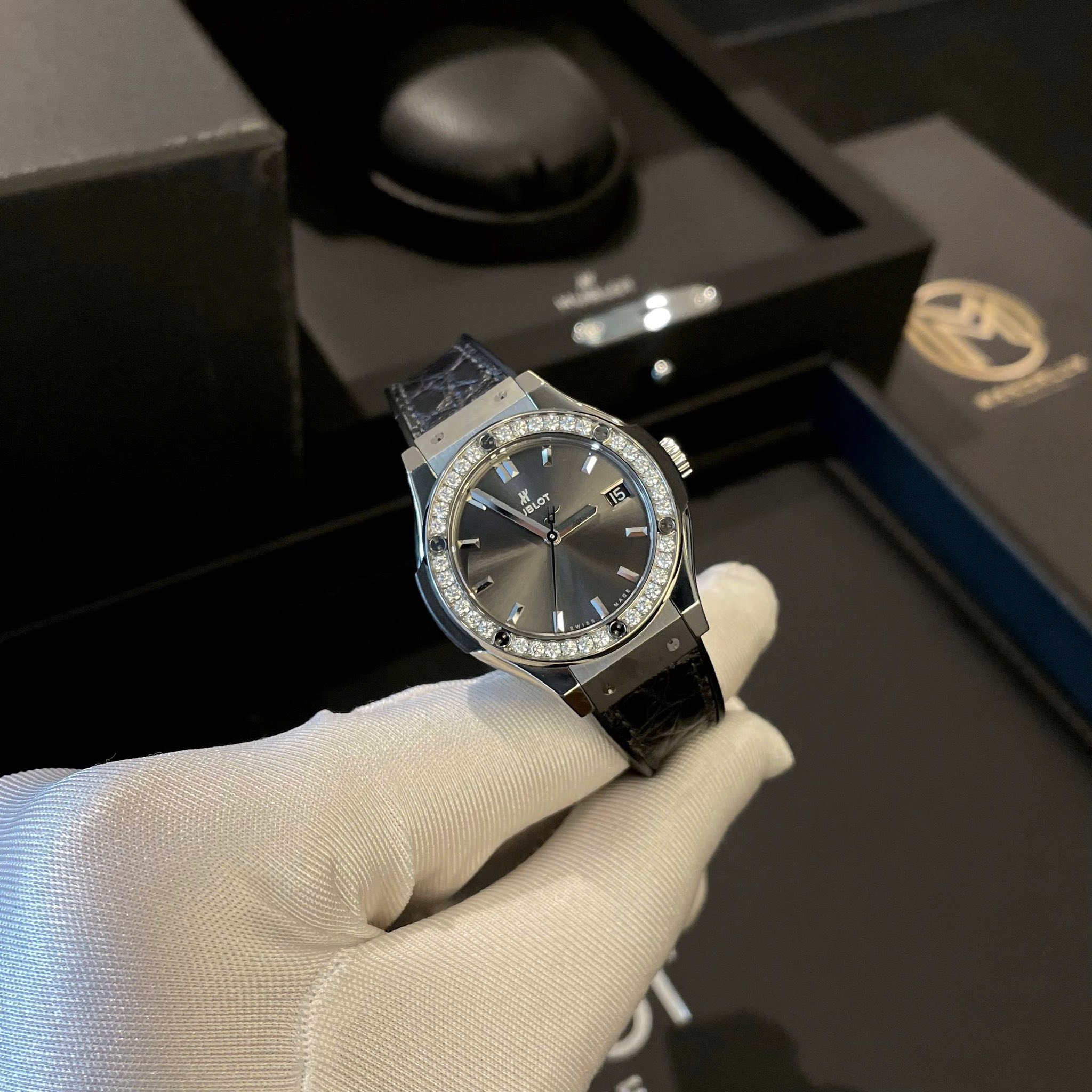 HBL Classic Fusion Grey Titanium Bezel Diamonds watch for sale