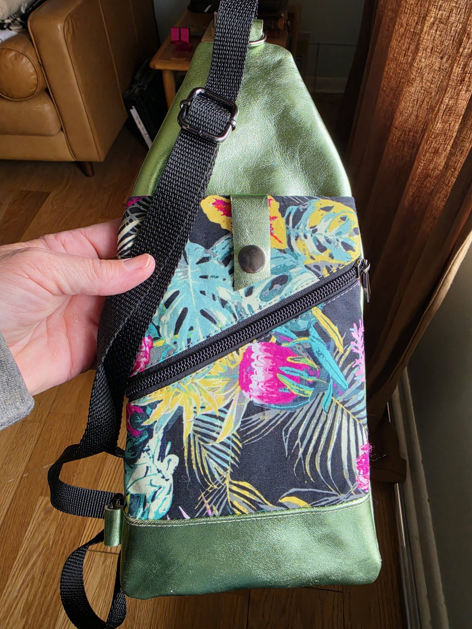 Human Made ?MINI HELMET BAG? 100%NYLON LINING:100% POLYESTER 