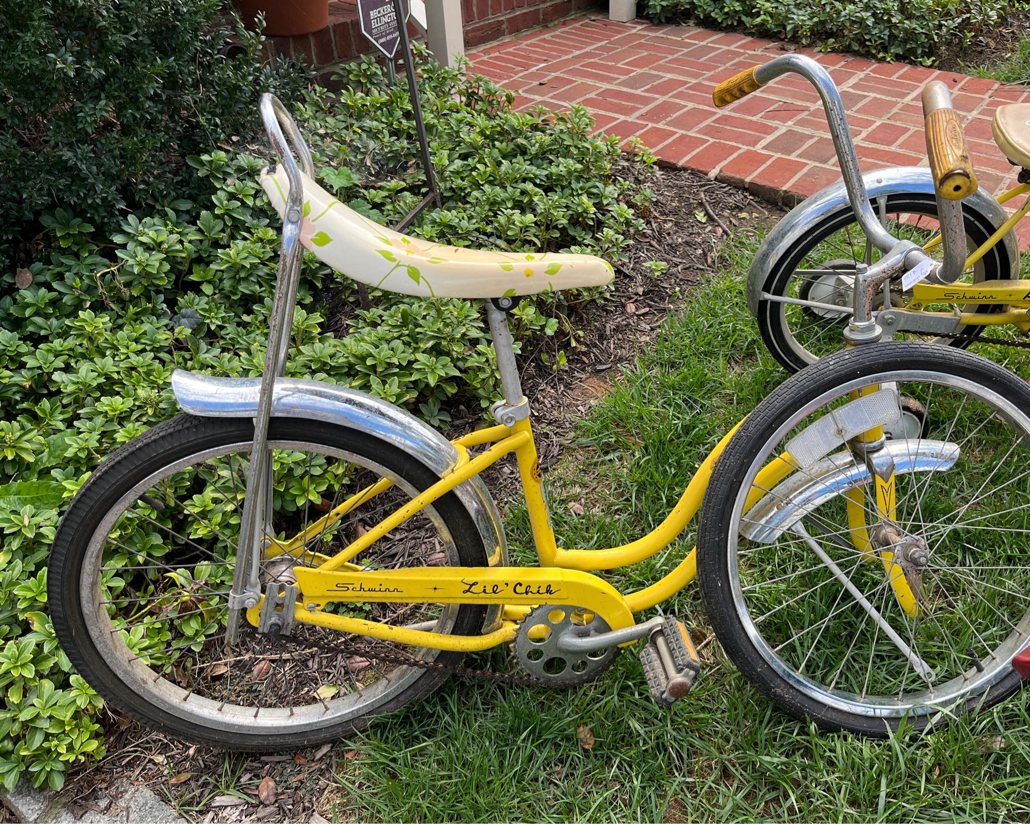 1981 Schwinn Lil Chik bike for sale