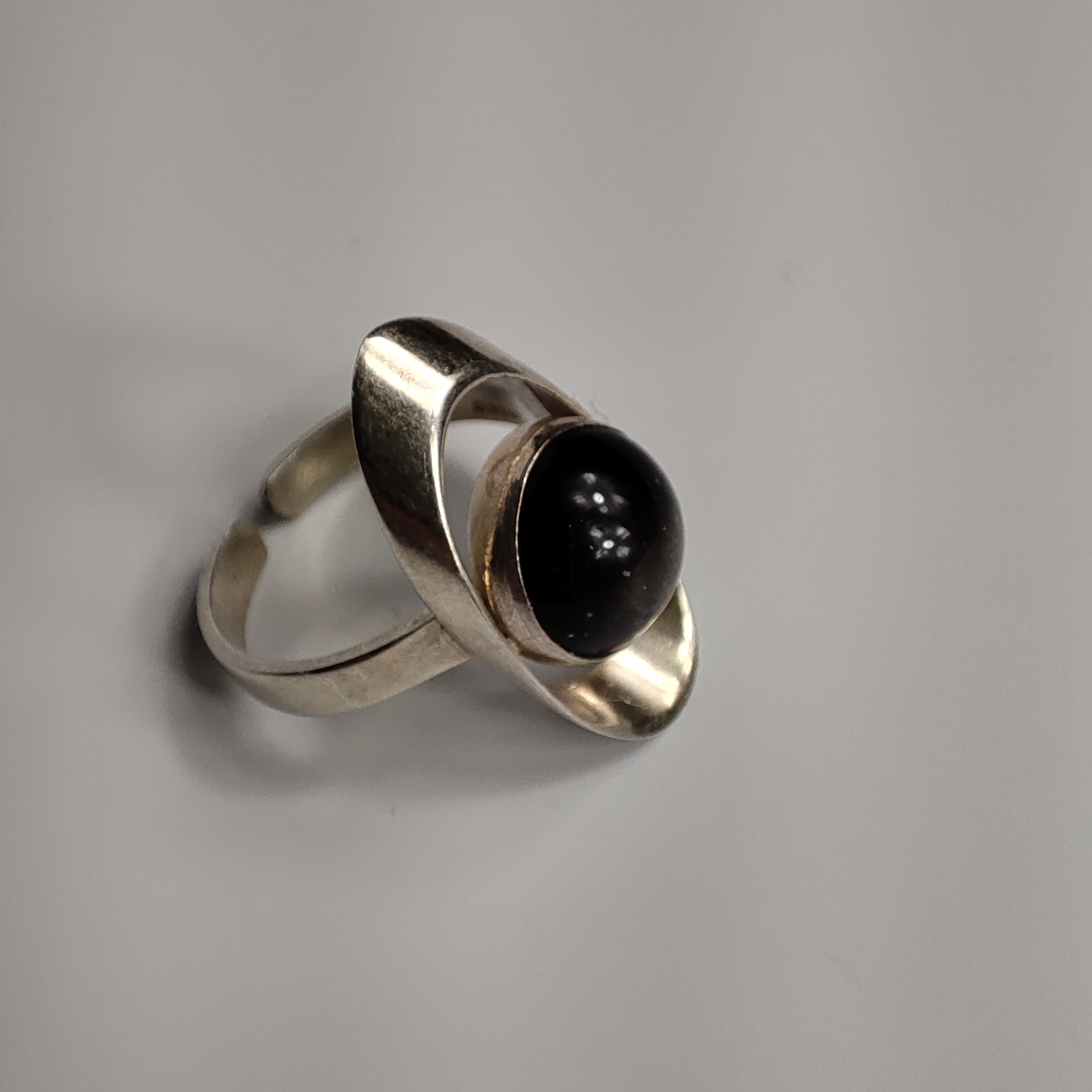 Picked up this ring...it looks like an early Kupittaan Kulta, but 