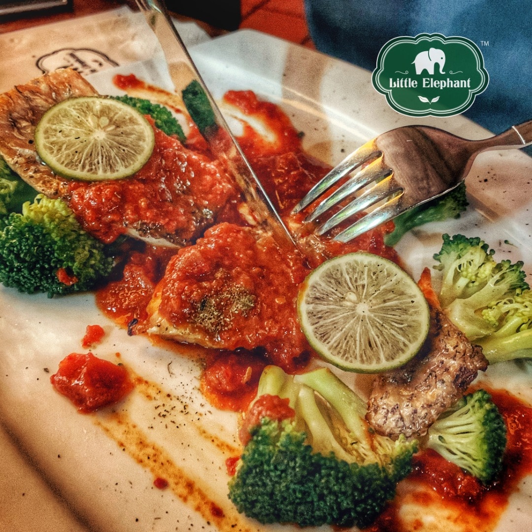 Little Elephant - 西西里式烤鲈鱼。Sicilian Baked Seabass Fillet,...