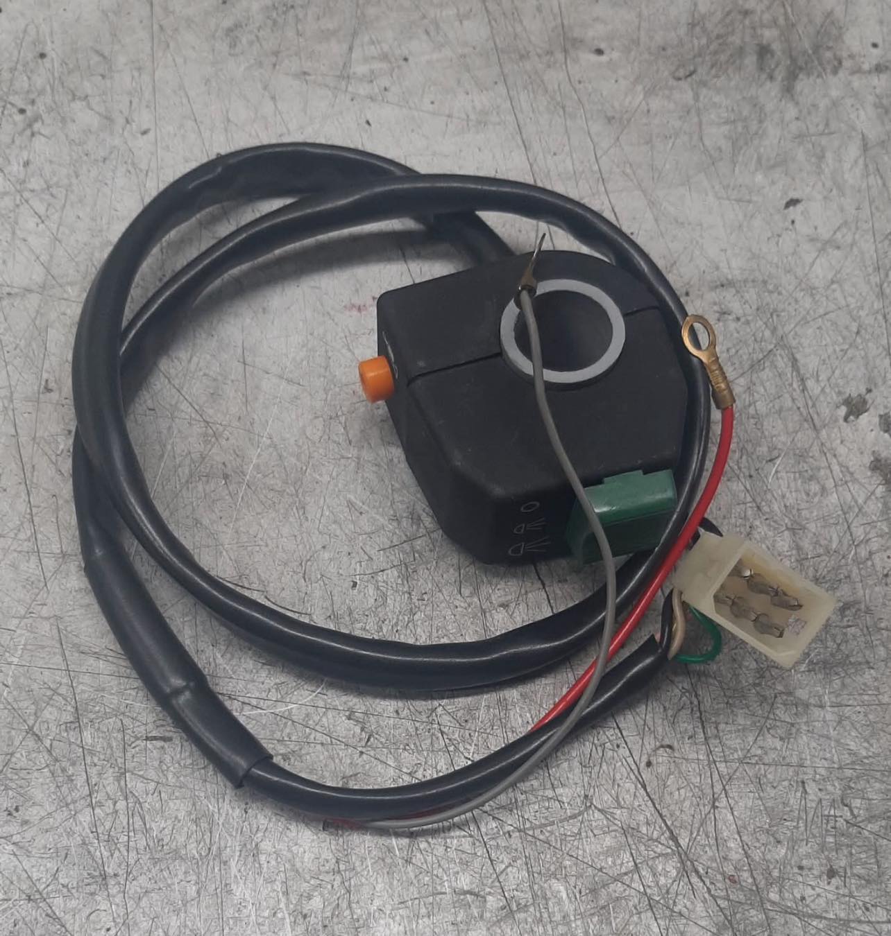 Support De Phare Avant Pour Cyclomoteur Fantic Motor Issimo 50cc - Pièce D'époque, Occasion