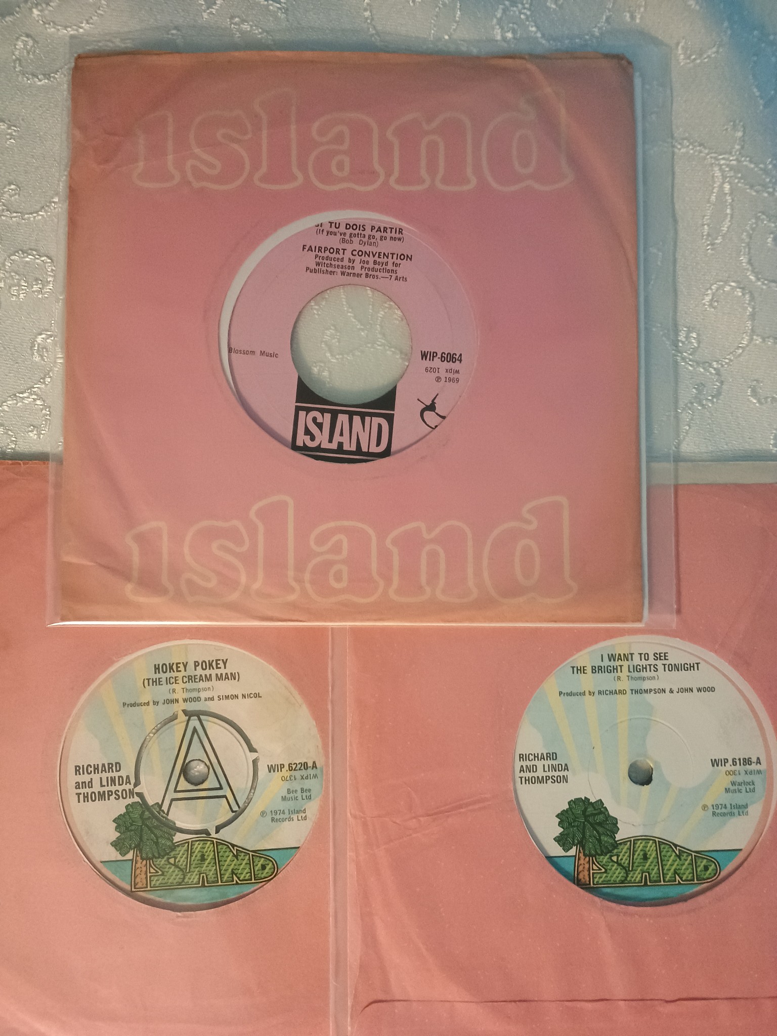 Fairport Convention and Richard and Linda on 45.