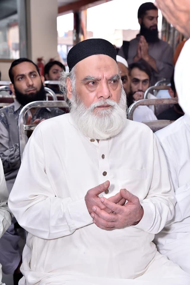 Molana Ibadullah sahab (Raiwind)... - Usman Baig Fragrances