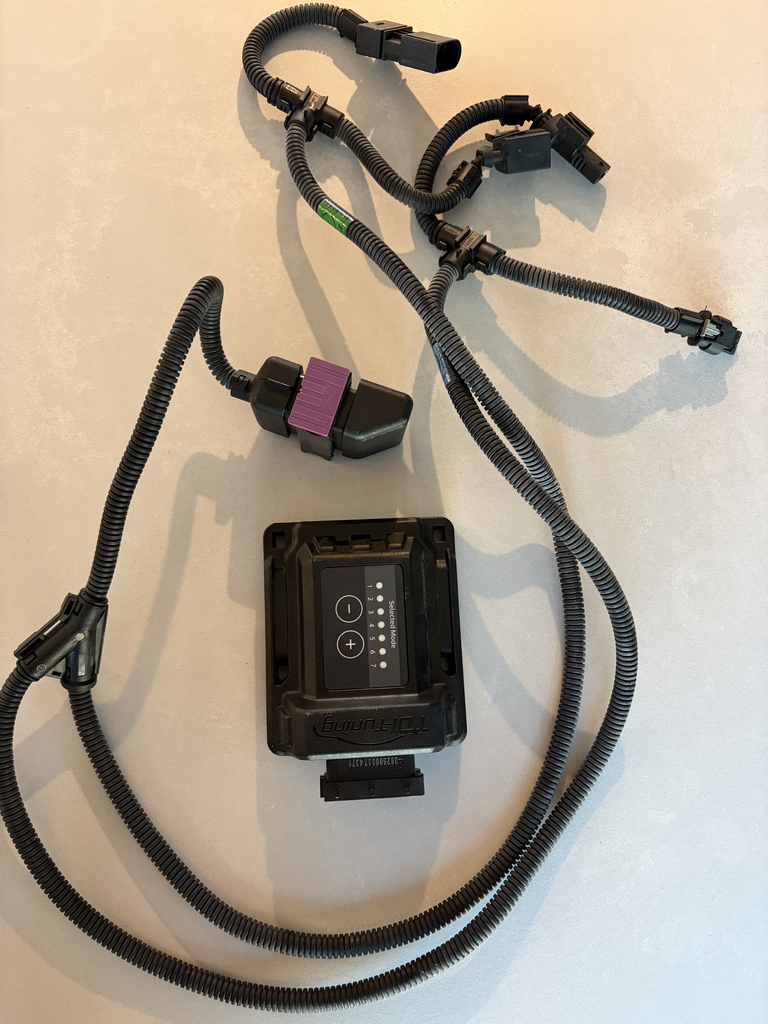 Selling TDI-tuning chip box for 280kw M50d, very easy to install 