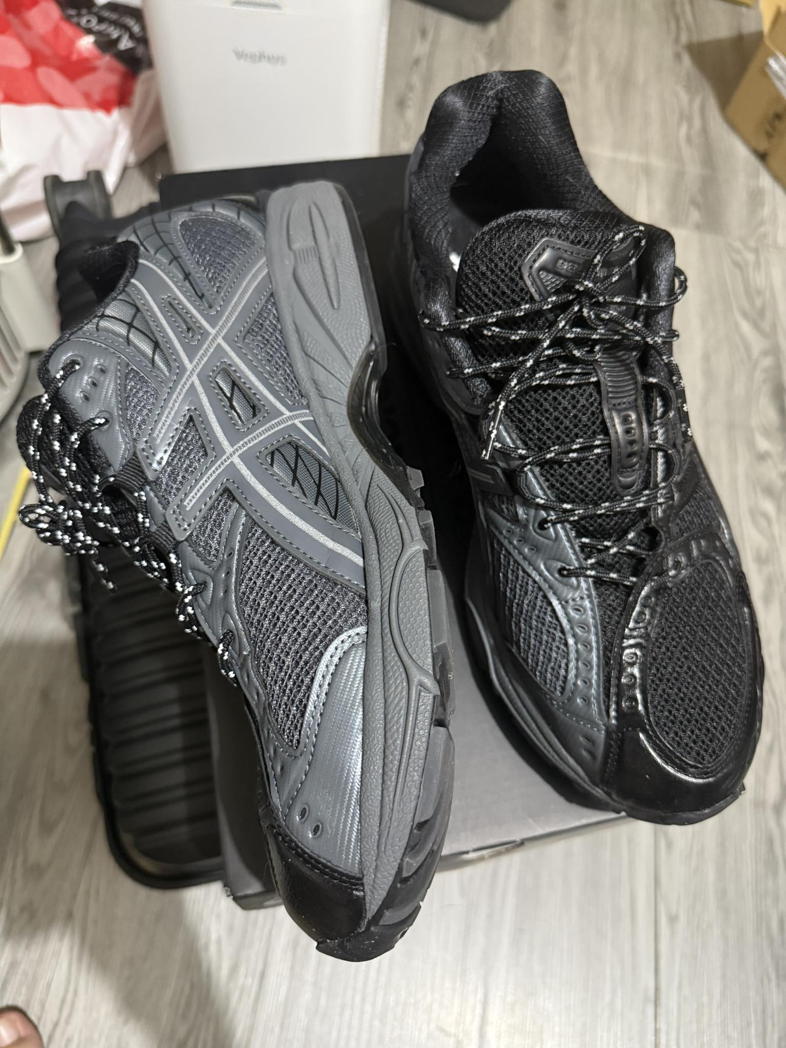 目的】 : 出售【商品】：Asics Gel Nimbus10.1 x Haven 【狀況】：98 
