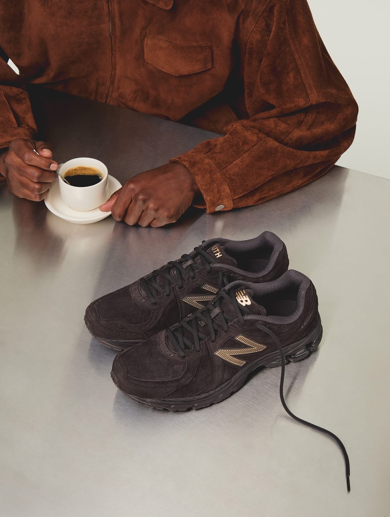 Kith x New Balance 860v2 