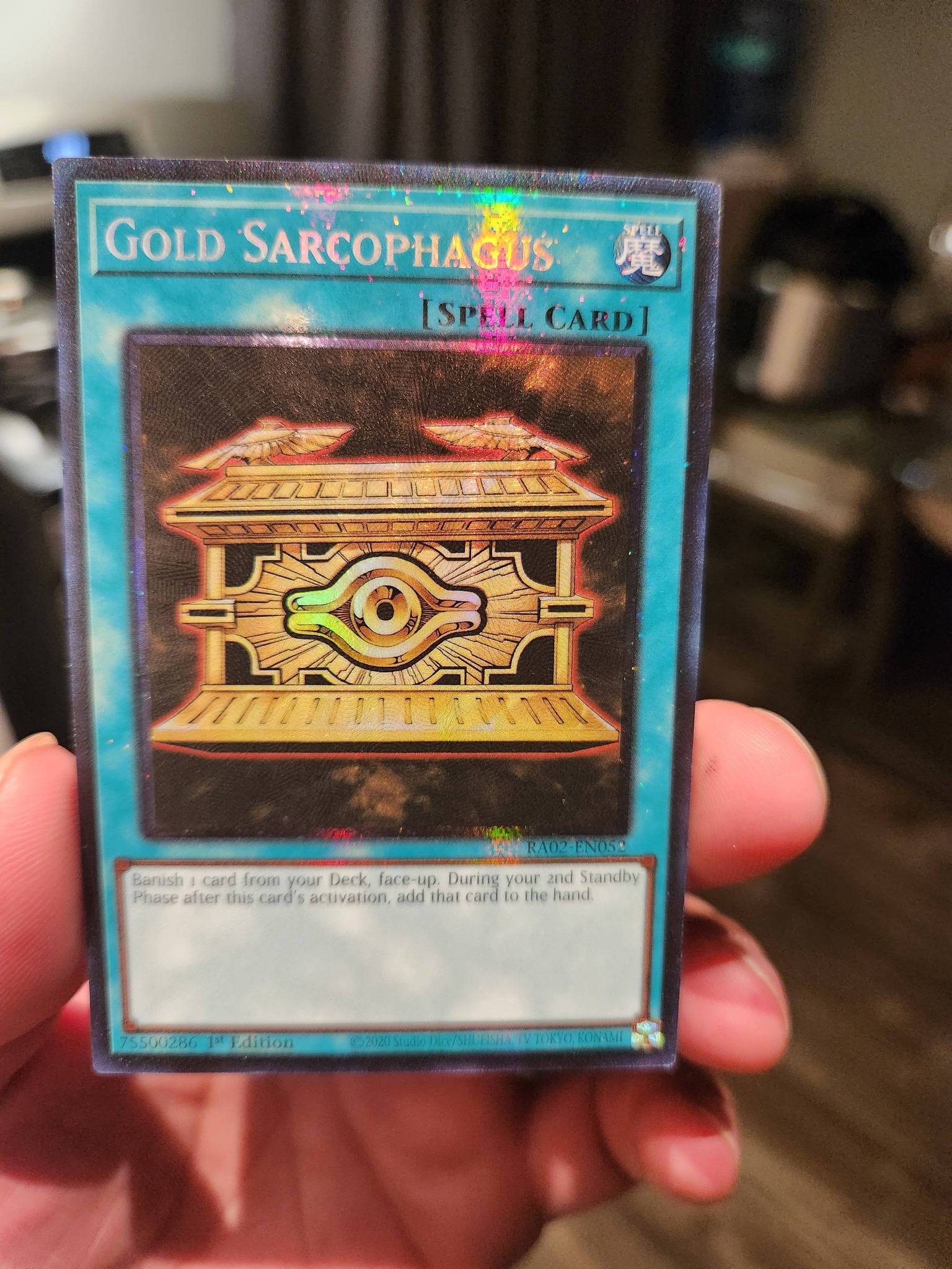 yugioh card gold sarcophagus QCCU-JP198 (UR) The Gold Sarcophagus is not only a safe haven to store your cards but also a treasure chest shrouded in prismatic mystery Yugioh Gold Sarcophagus DREV x2
