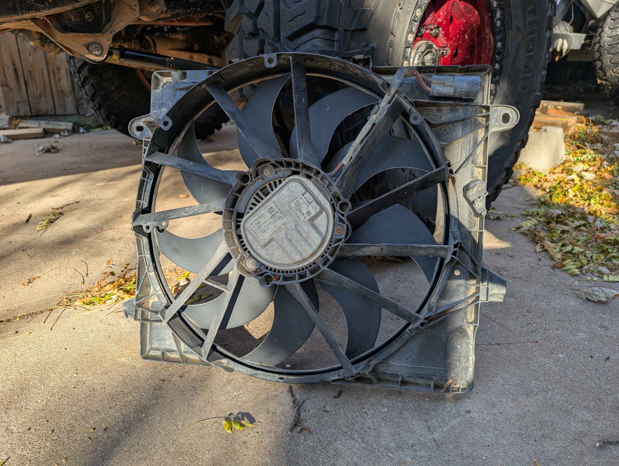 Colorado Jeep Parts Trader | This is the main electric cooling fan ...