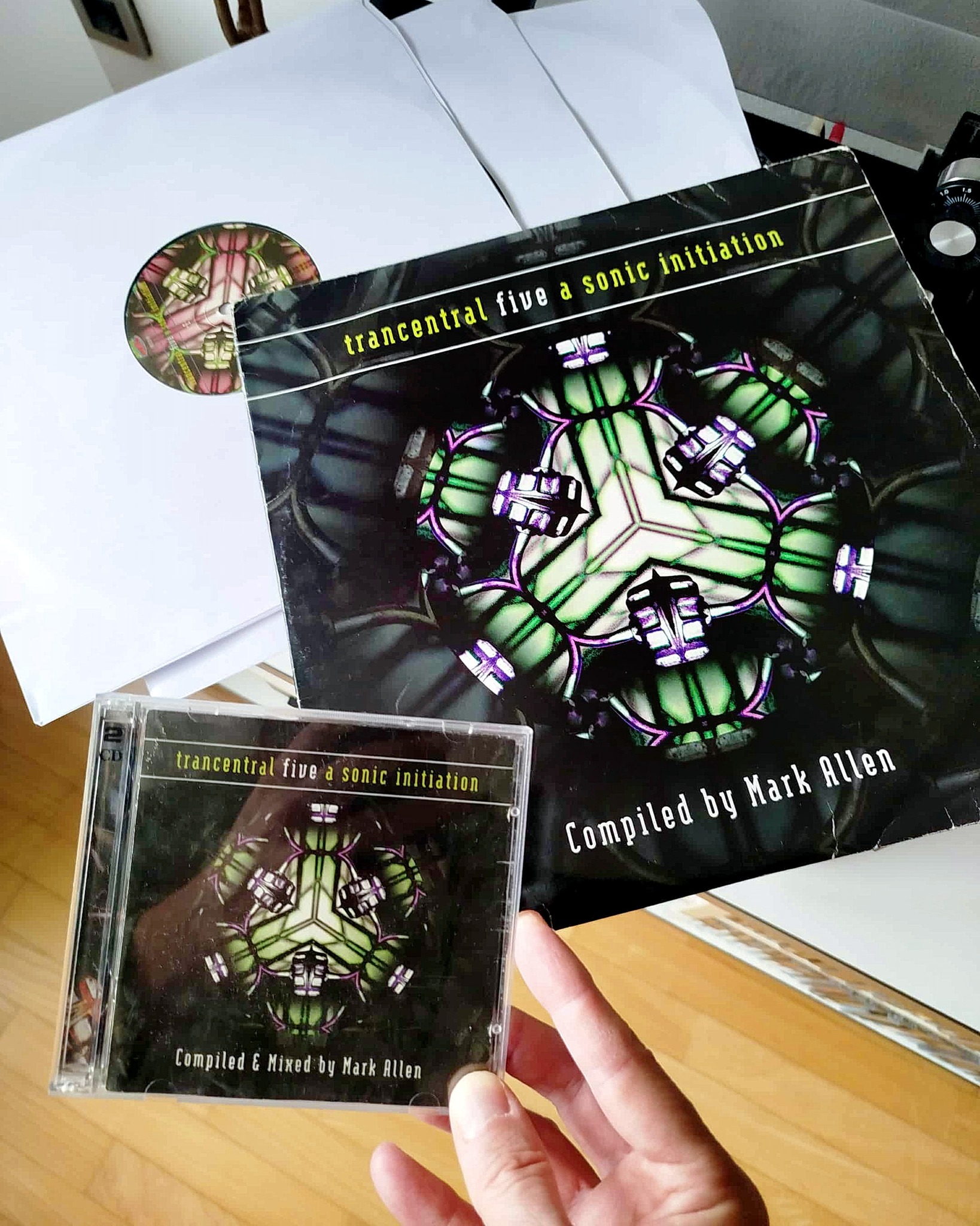 AI - F.U.S.E. - Dimension Intrusion + Train Tracs