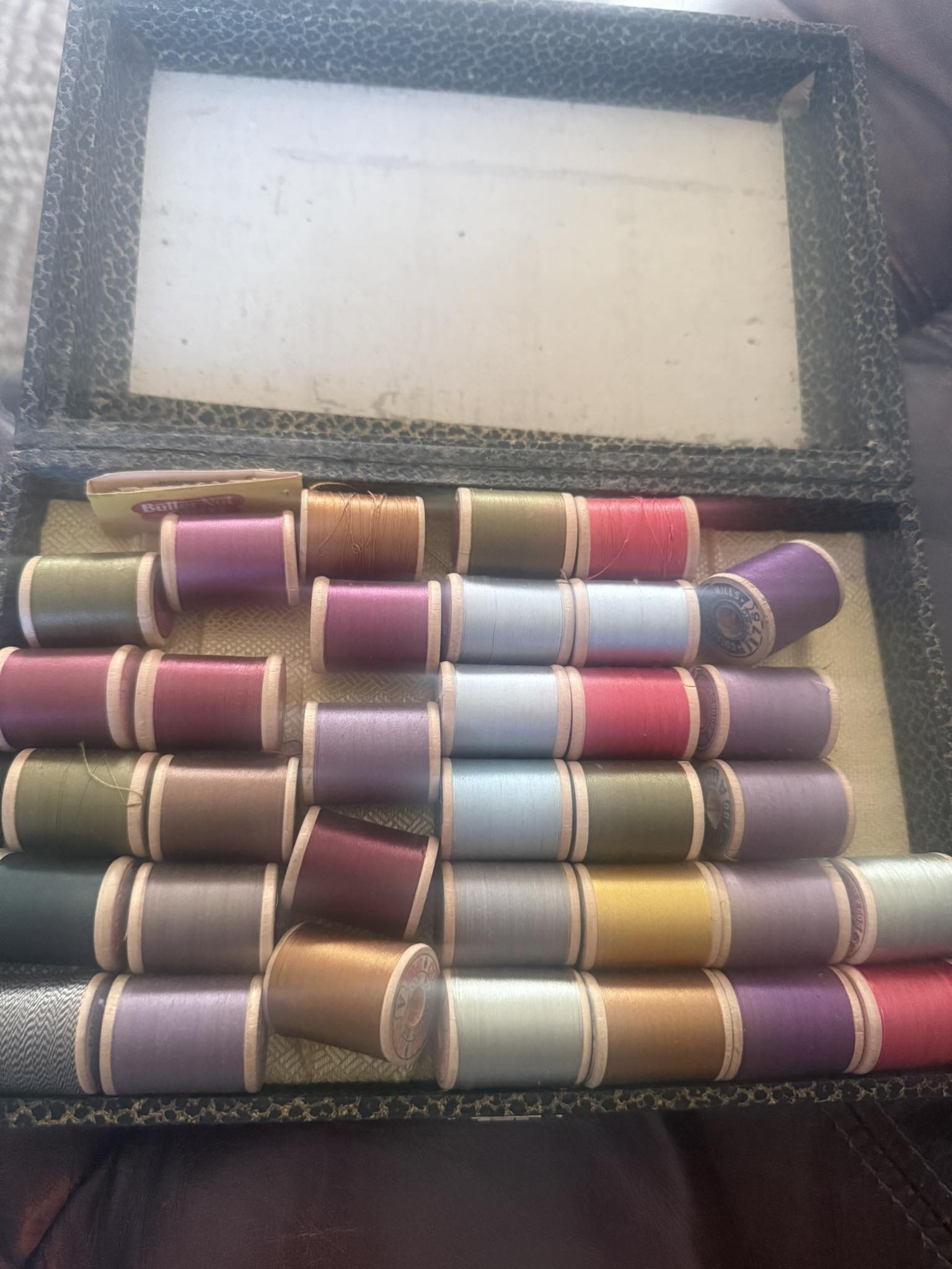 What projects use vintage silk thread spools from 1930s-1940s?