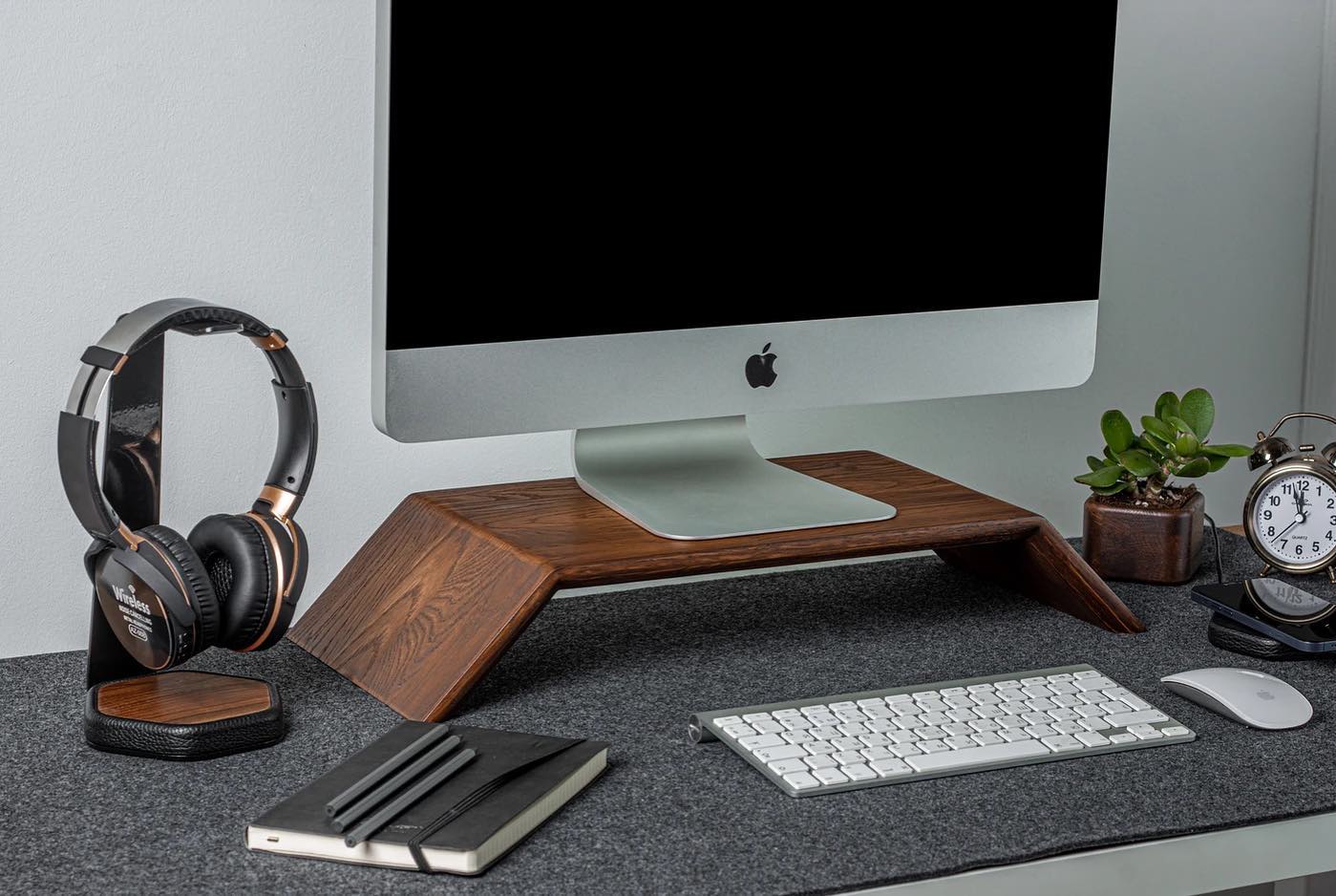 TGmastery - The monitor stand will perfectly fit into any...
