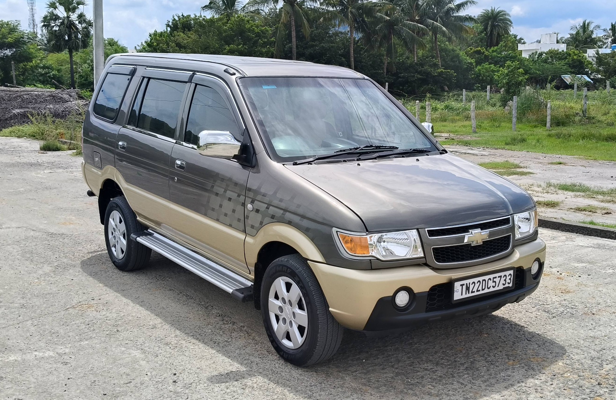 CONTACT -99946 20795 TAVERA LS 2016 MODEL SINGLE OWNER INSURANCE
