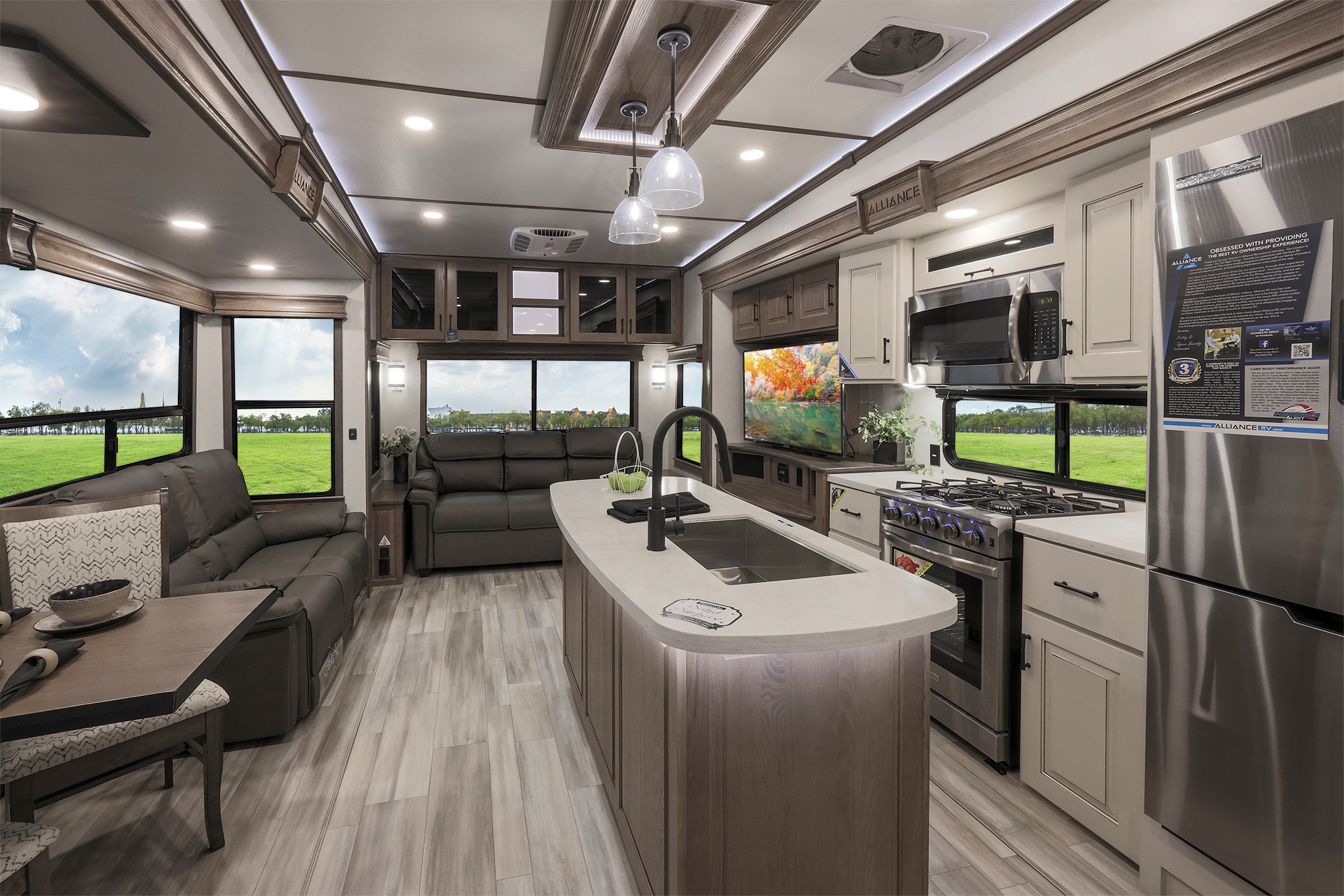 Alliance RV - Travel to see family and friends while... | Facebook