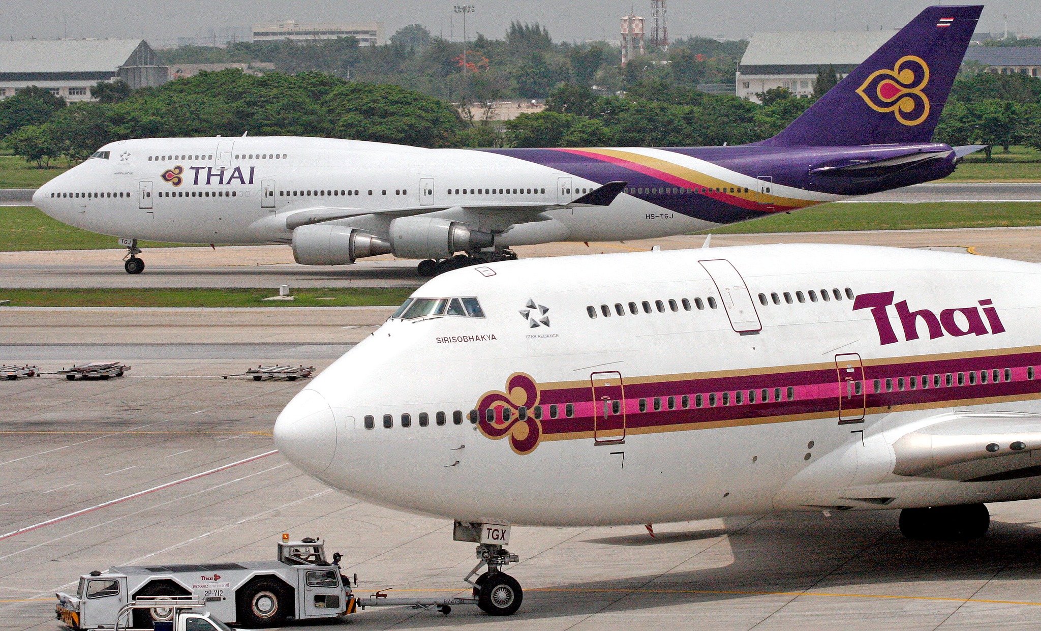 Modellino Aereo Boeing 747-400 Thai Airways HS-TGG – JC Wings 1/400 Flaps Down - Foto 1