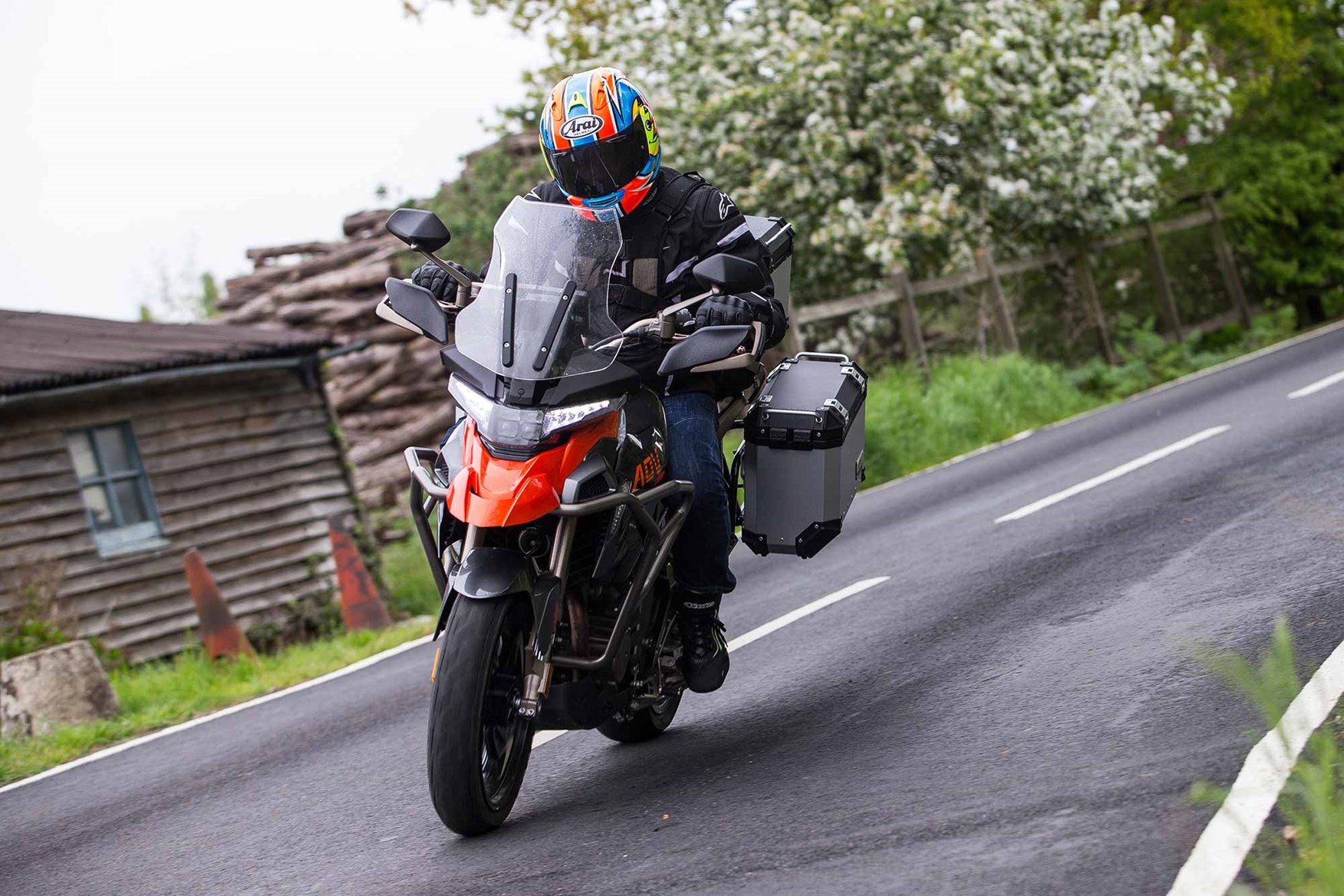 ZONTES 310T- A motorcycle with... - SMART BIKE SDN. BHD.