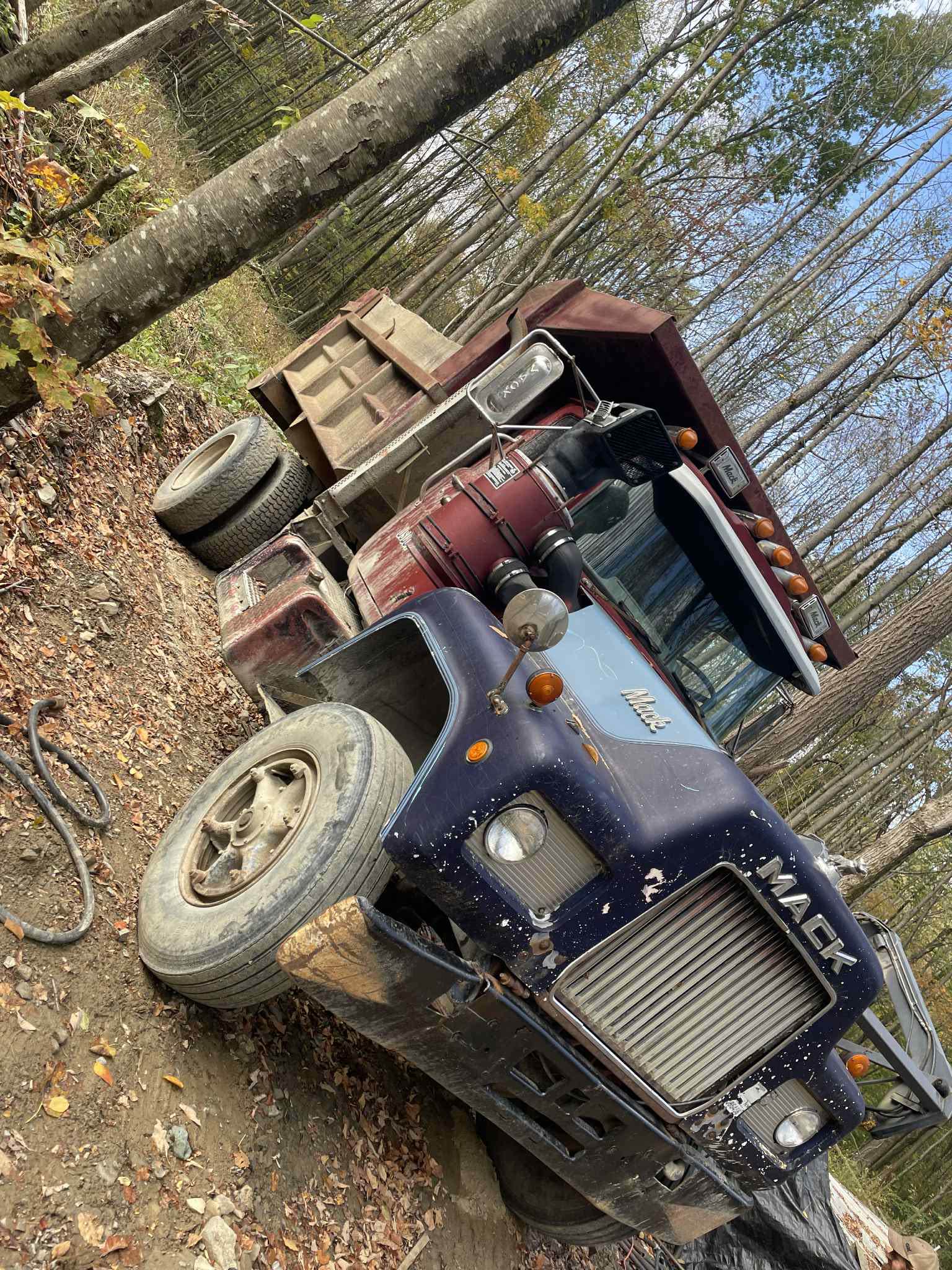 1971 Mack R-600