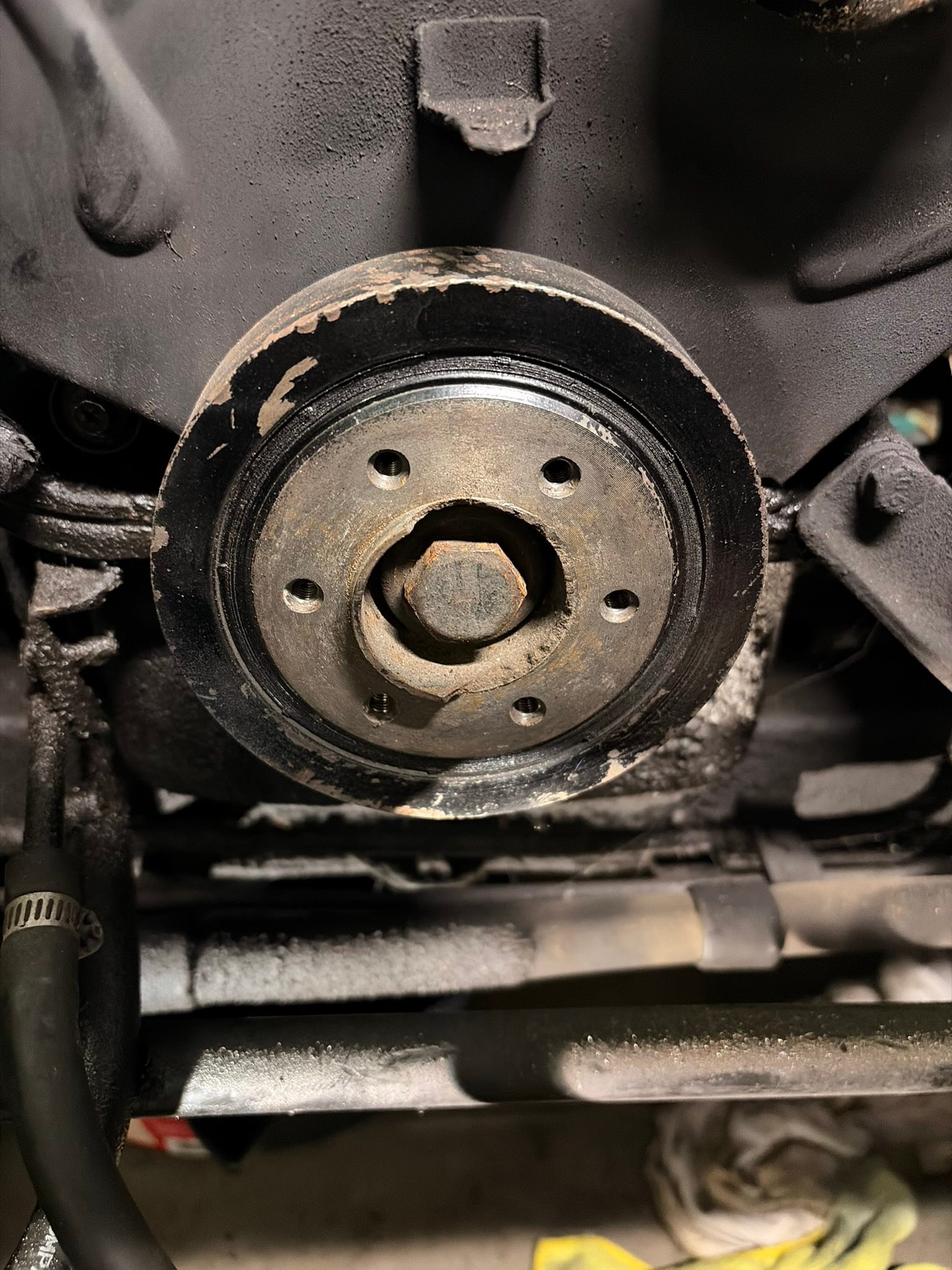 What VG engines have harmonic dampers for 85 NA 300zx?