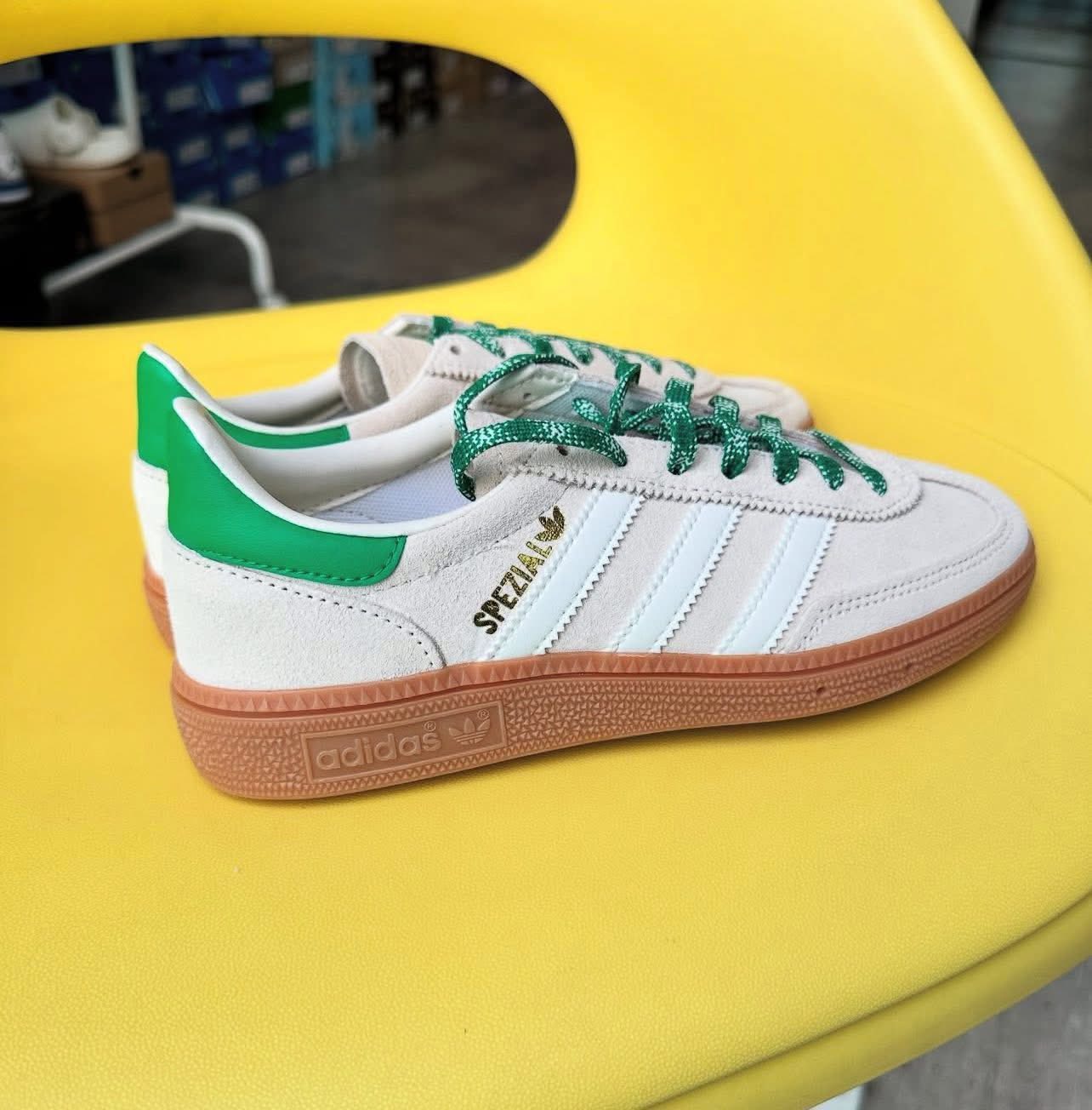 ? ADIDAS ORIGINALS HANDBALL SPZL ?
