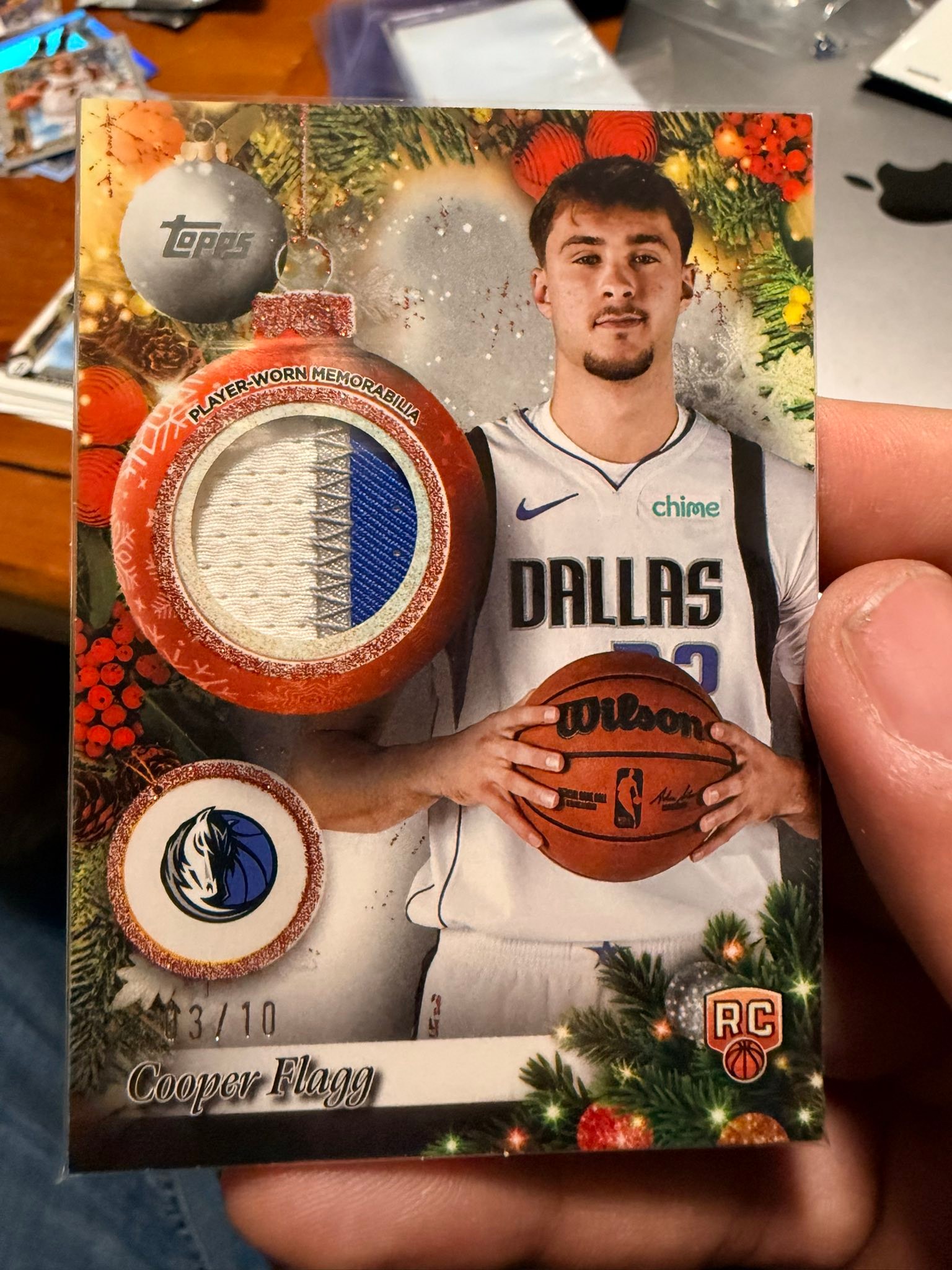 Son pulls rare game-worn patch card
