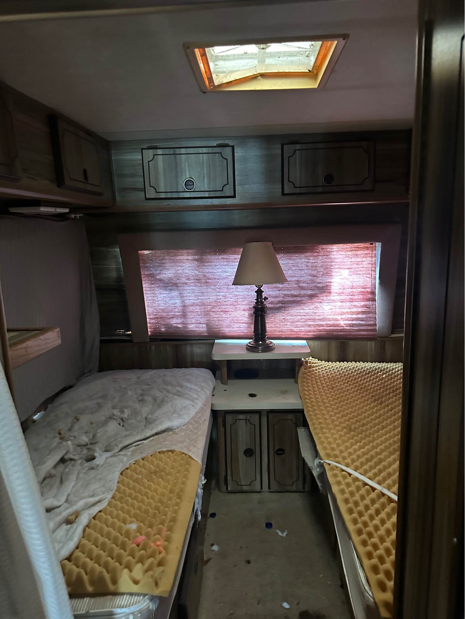 1985 Cruiser RV motor home