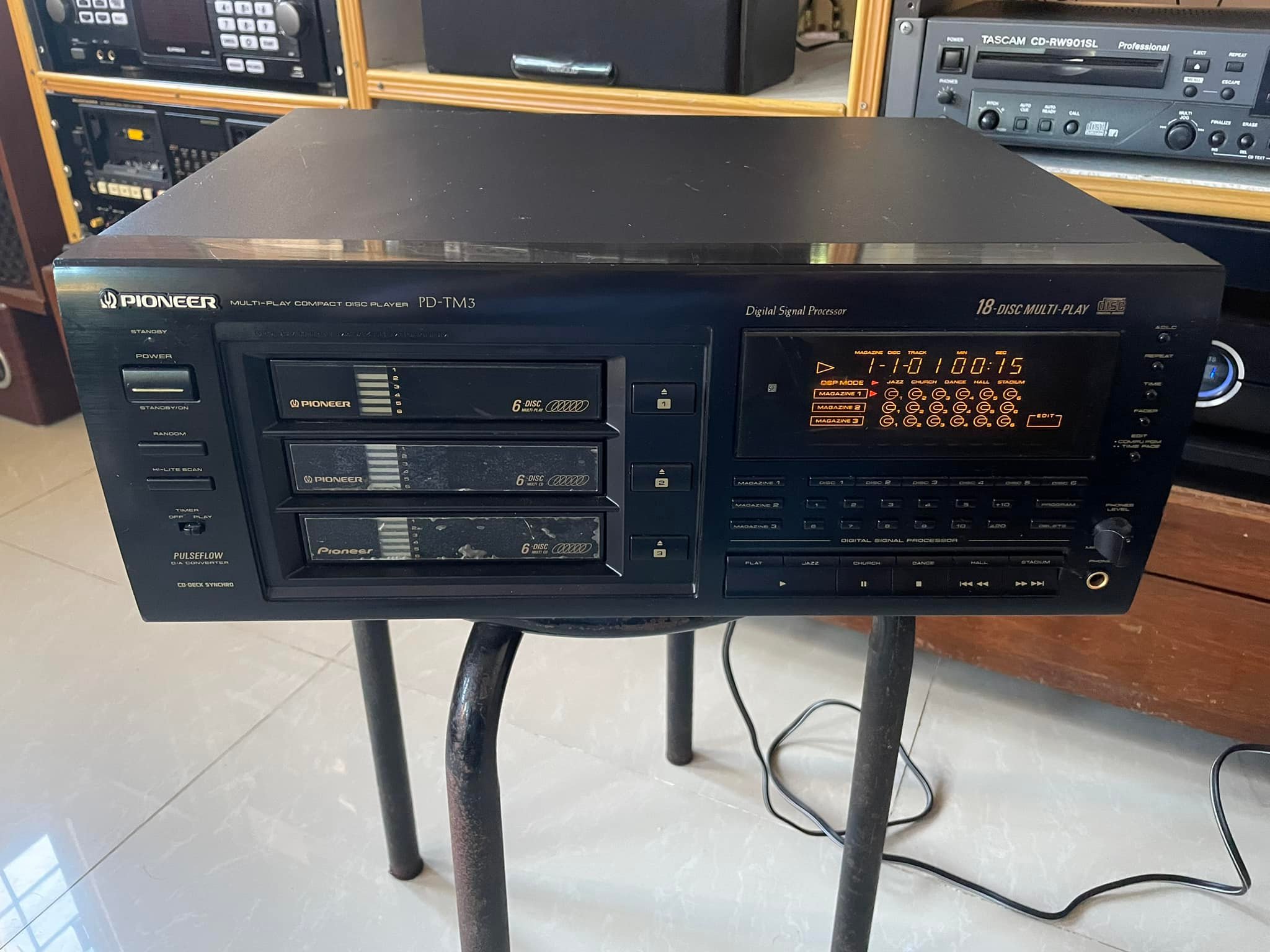 Pioneer PD-T07 Compact Disc Player