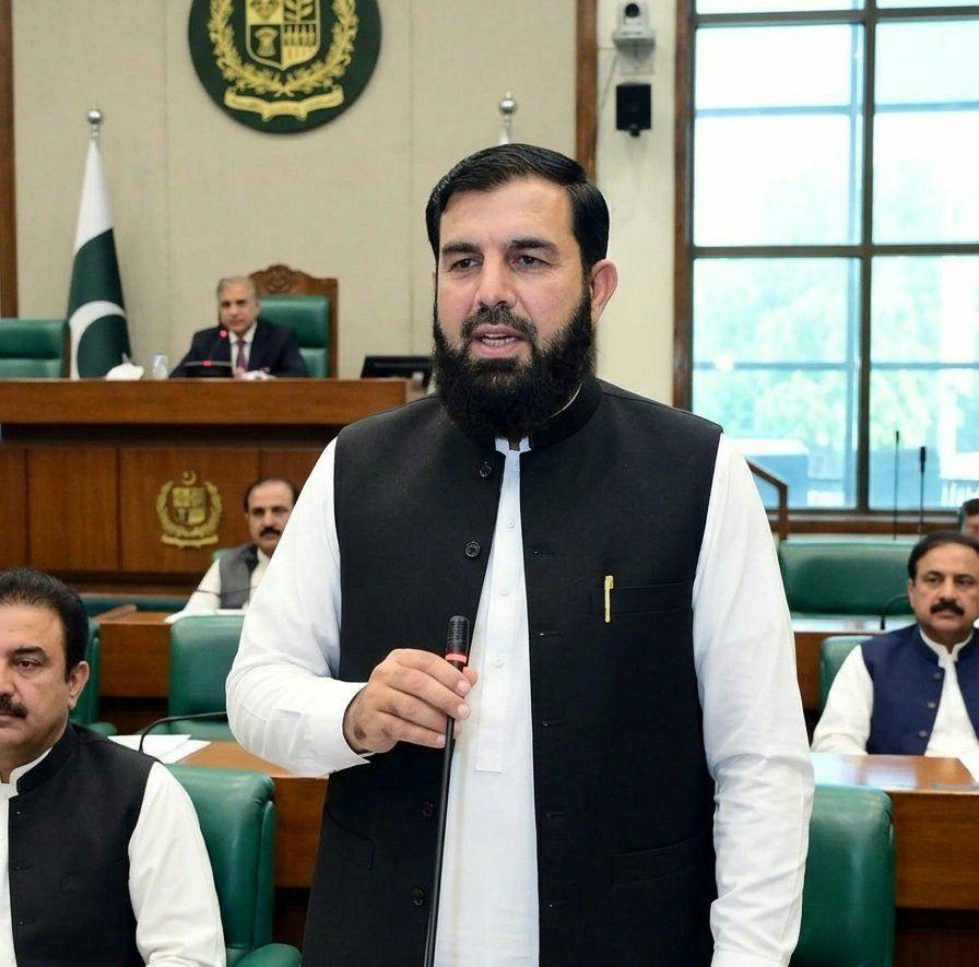 noor-saeed-khan-on-reels
