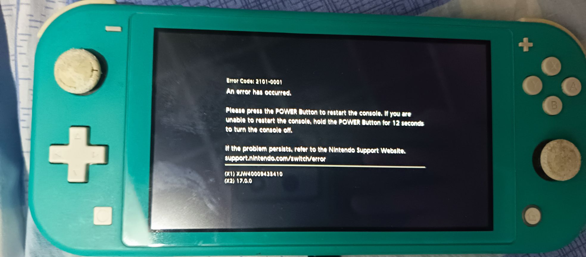 How to fix Nintendo Switch Lite error code 2101-0001?