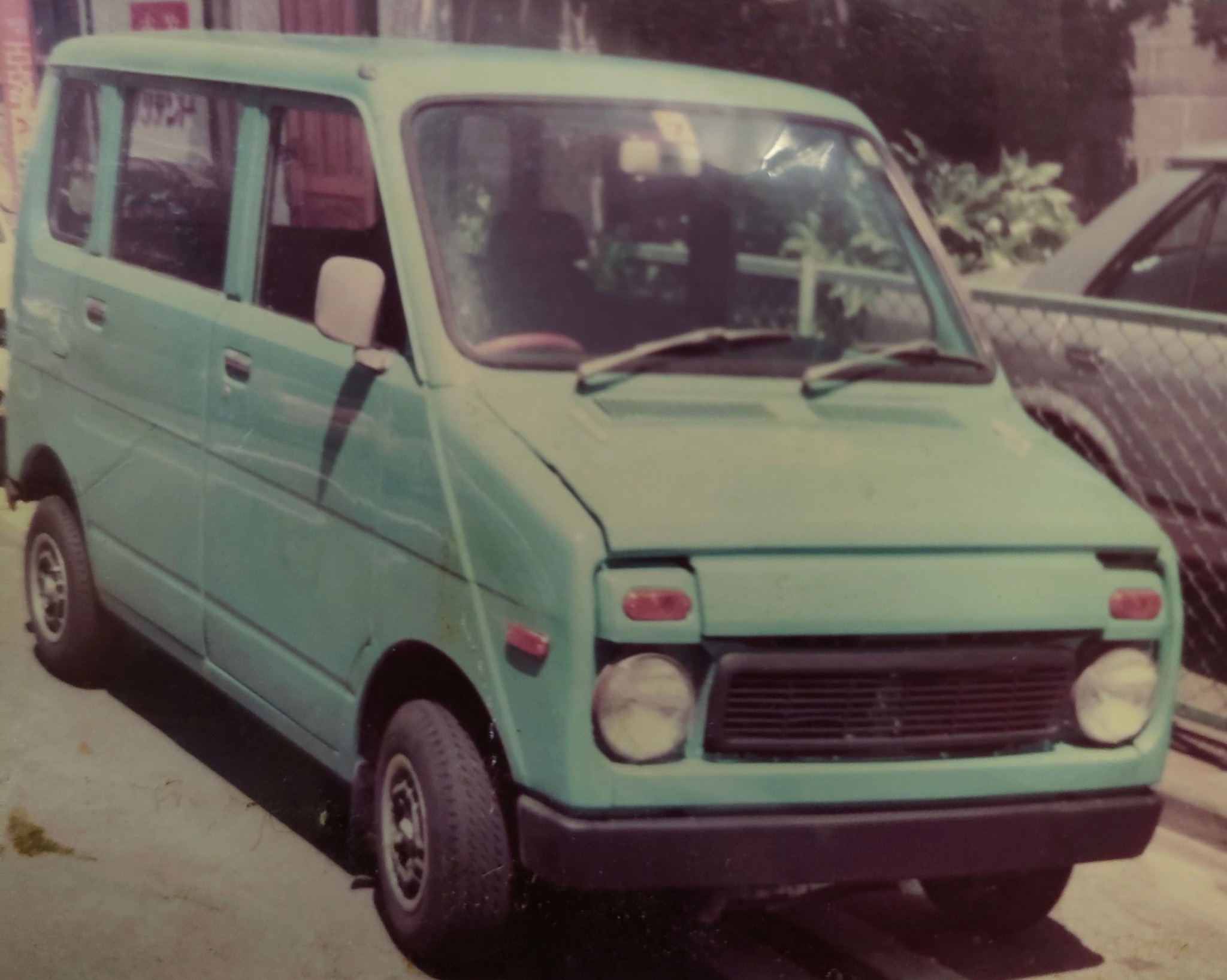 小泉今日子さんが愛した ホンダライフステップバン 1972年9月登場 