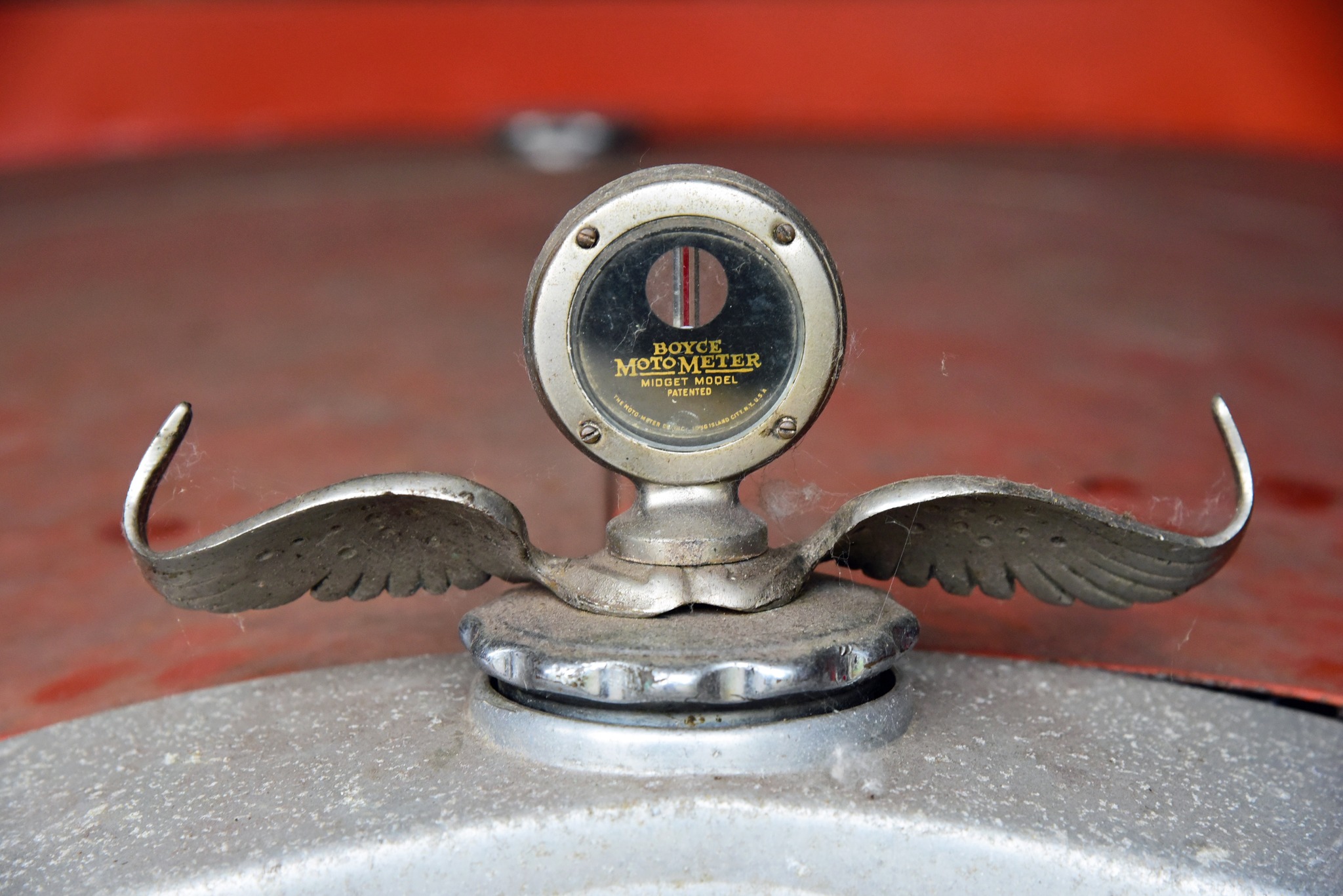 In 1912 the Moto-Meter Company patented the innovative Boyce 