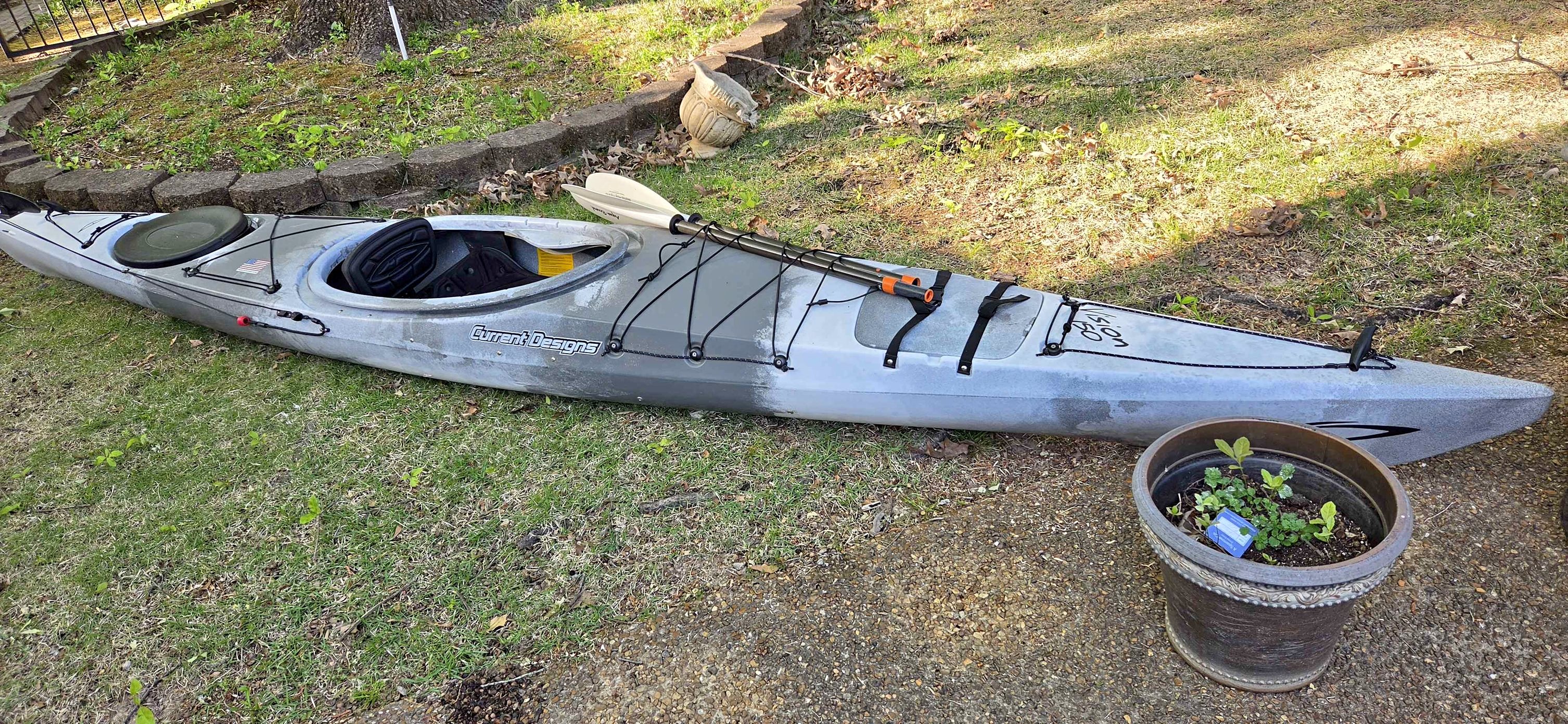 Current Designs Vision 150 Kayak with Paddle - Kayaks - Owens Cross ...