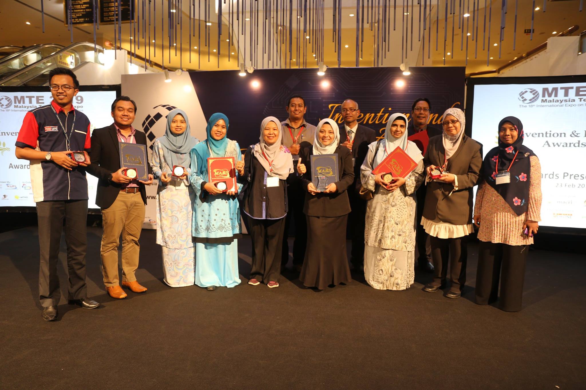 RMIC UPSI - UCAPAN SETINGGI-TINGGI TAHNIAH DAN PENGHARGAAN... | Facebook