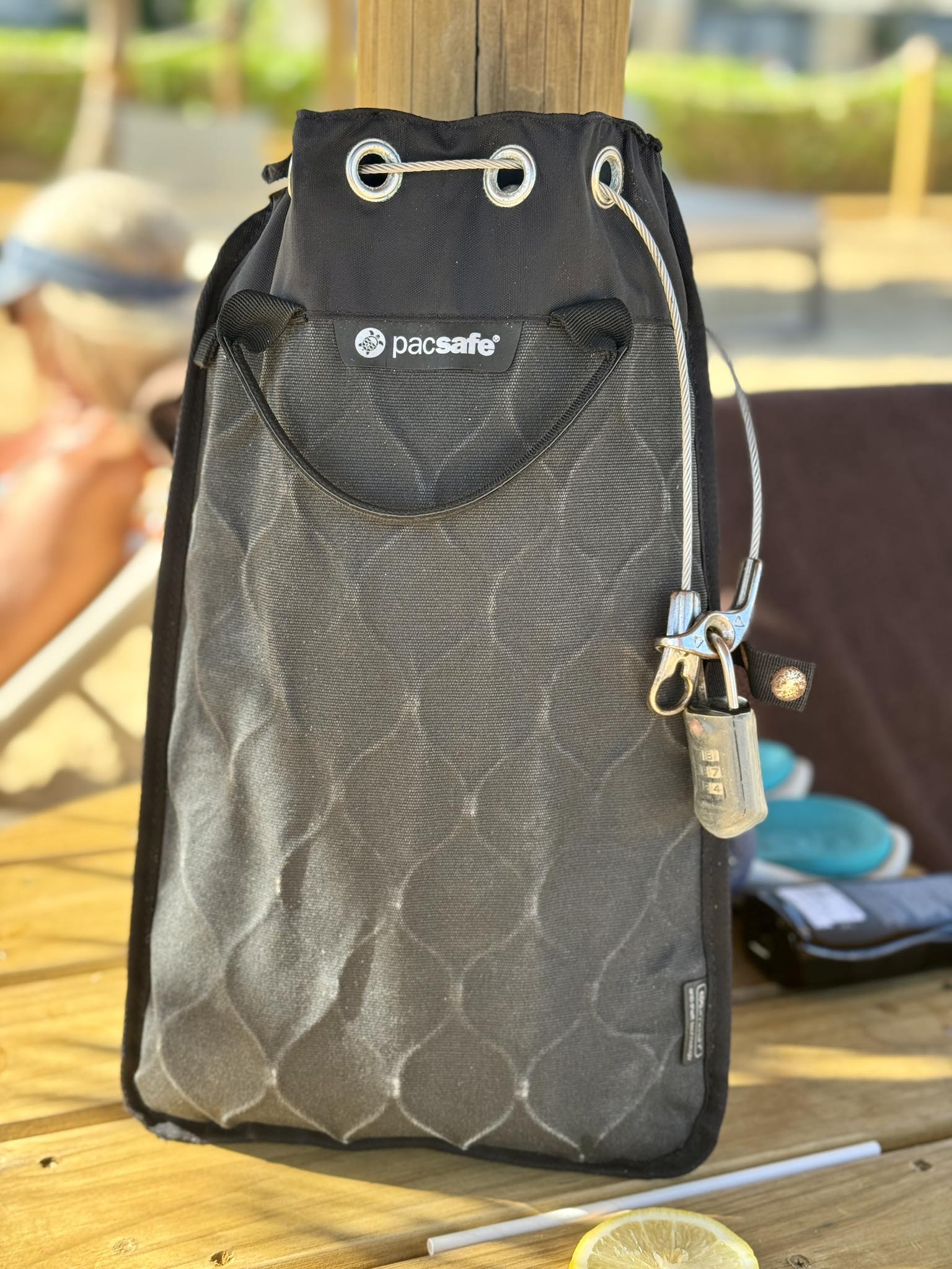 cool bag locking travel beach tote and anti-theft beach bag KOSMCCO Anti Theft Bag, Portable Safe, Rose Red THEFT SYSTEM Cool Bag Locking Travel Beach