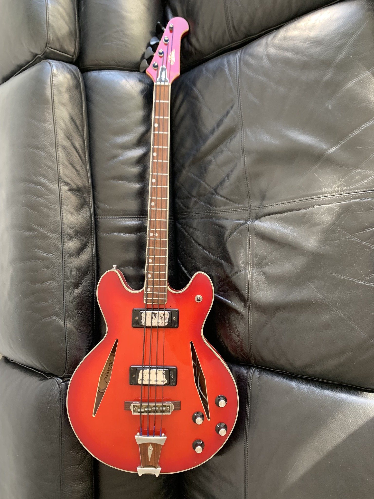 What is the model of a 1970s Made in Japan Aria Diamond bass?