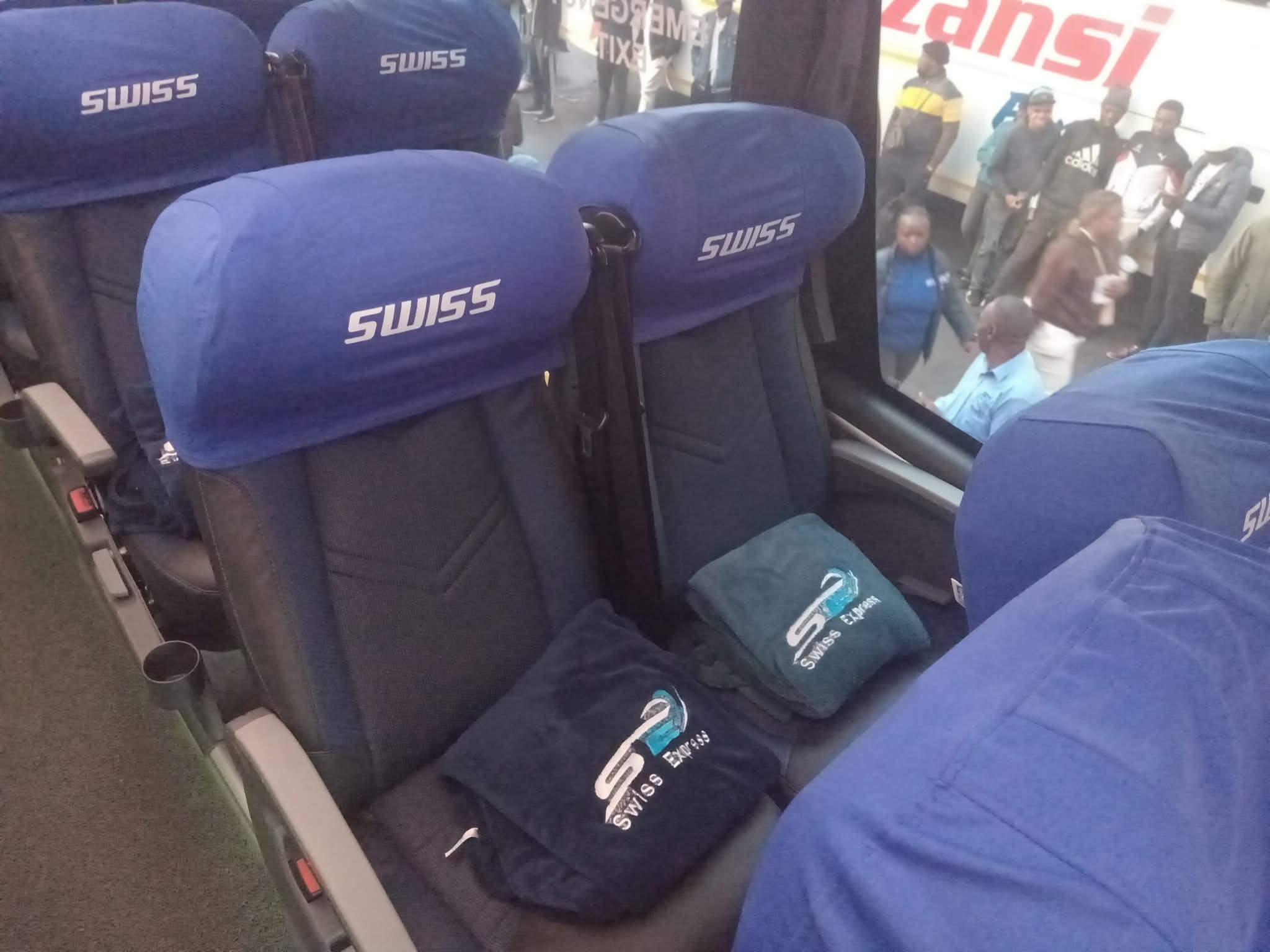 CROSS BORDER BUSSES FROM SOUTH AFRICA TO ZIMBABWE OR VICE VERSA | Swiss ...