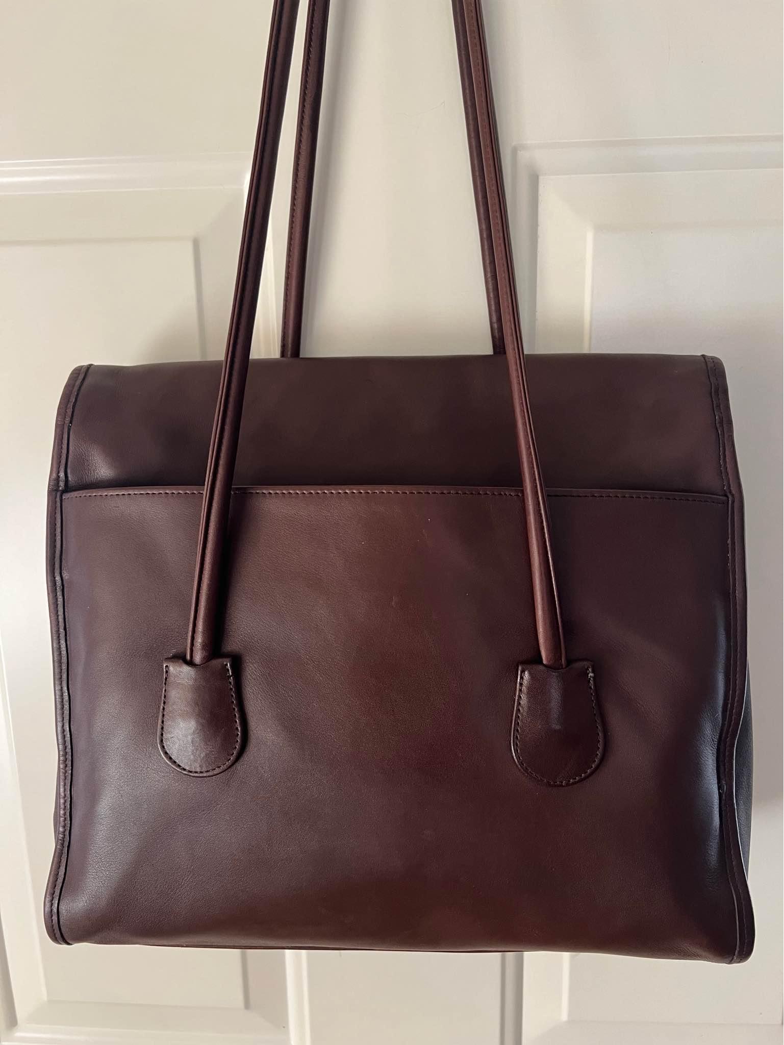 Very nice brown vintage Coach tote 4170 made in the USA 13x10x 5 