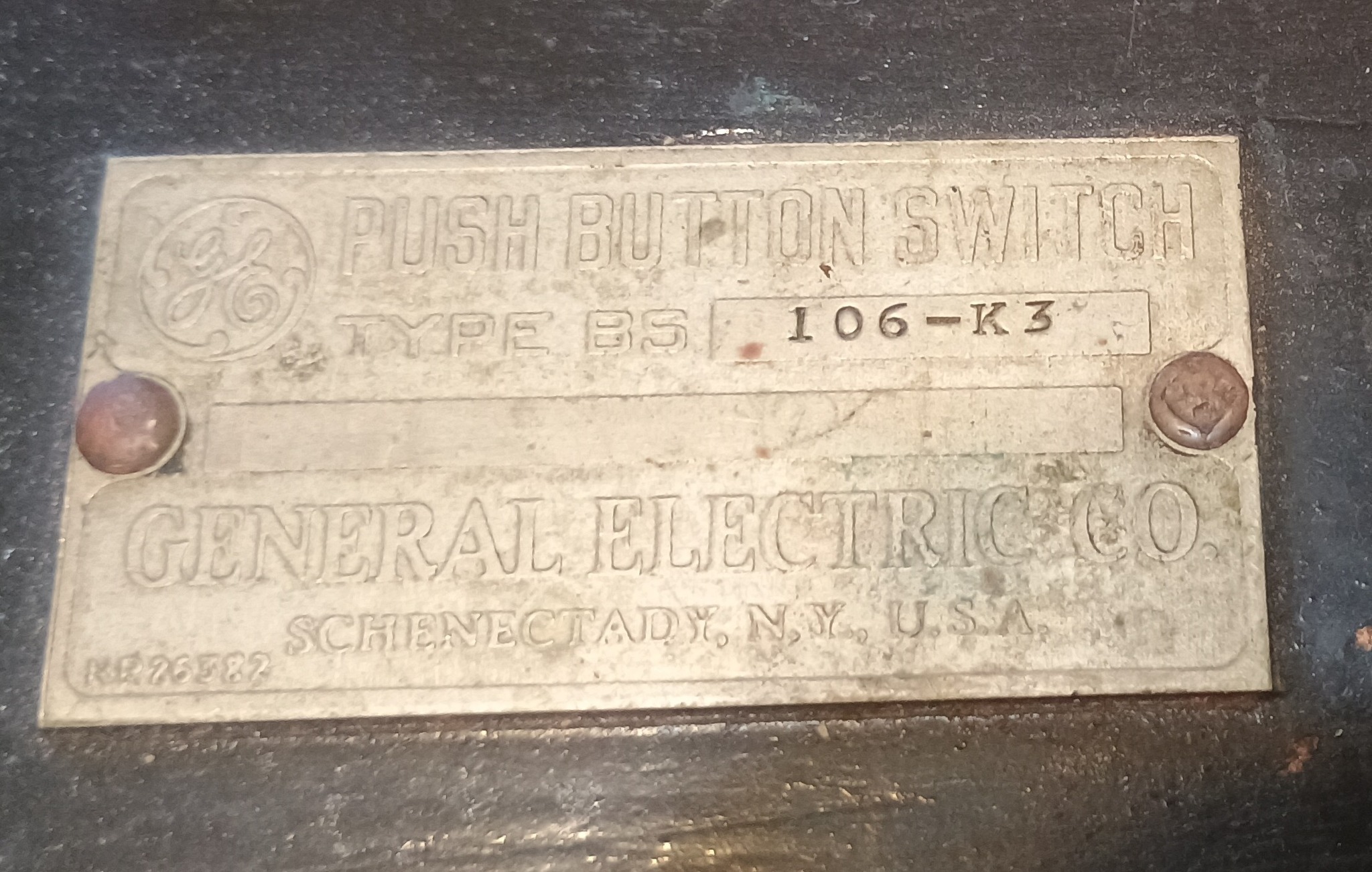 ゼネラル・エレクトリック社 交流発電機 看板プレート アンティーク品 Vintage 1920's General Electric brass emblem plaque