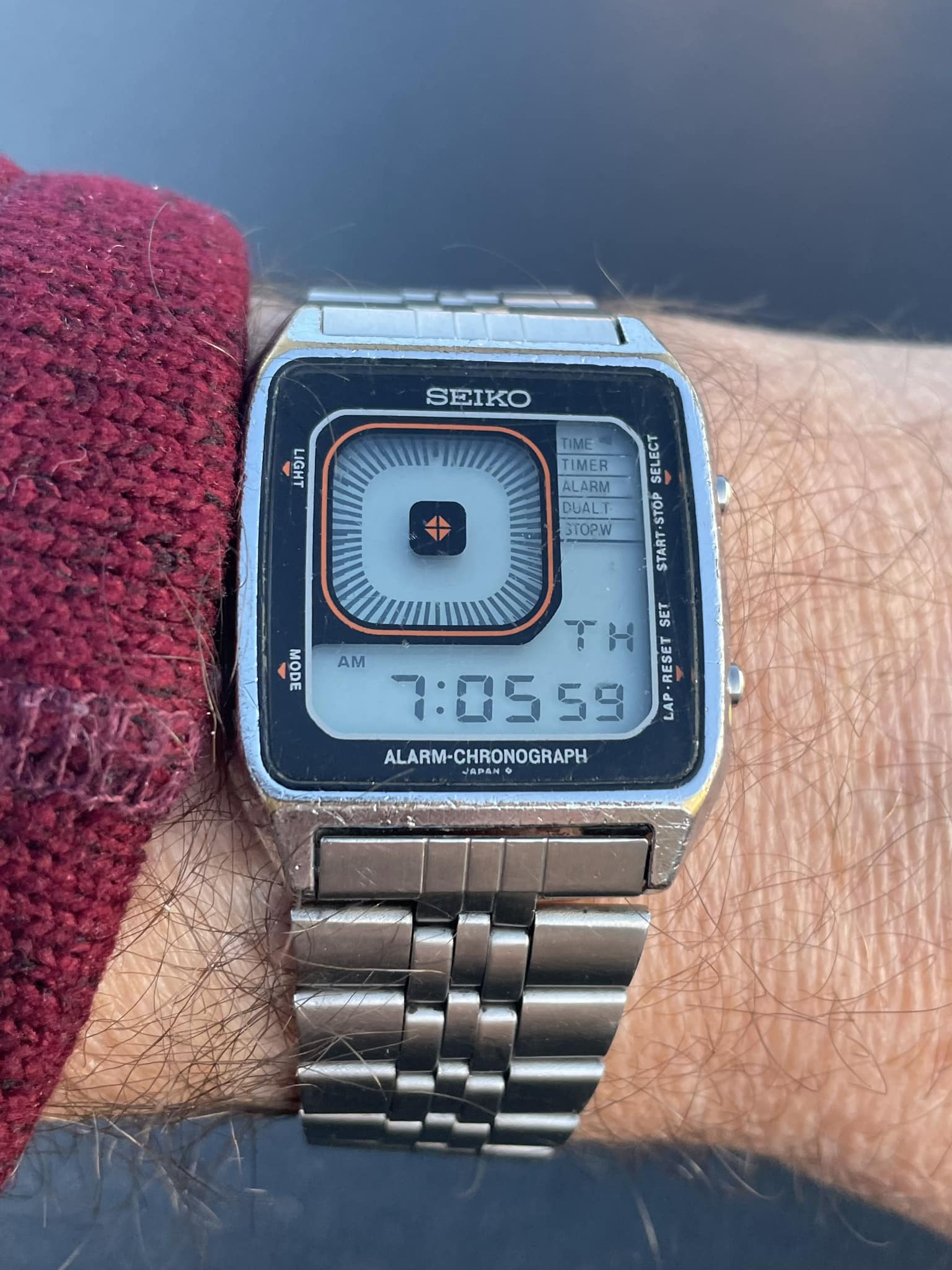Seiko G757-4010 “Digiborg” from October 1980