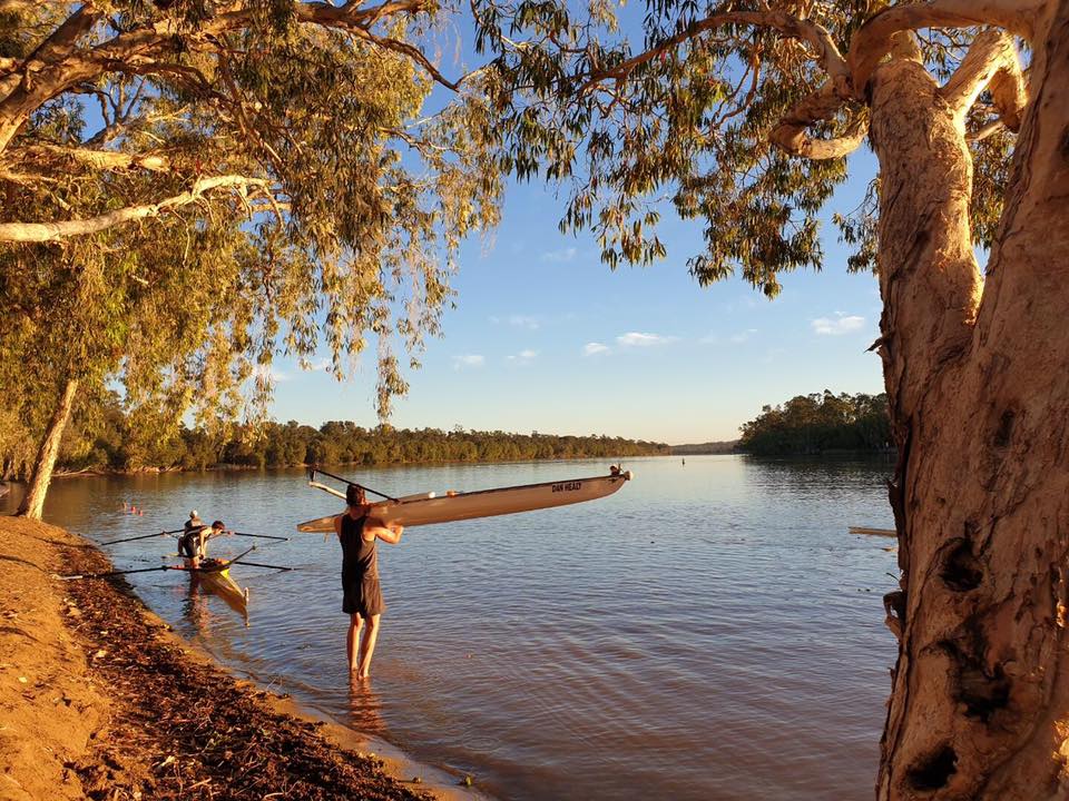 Another gorgeous... - Rockhampton Fitzroy Rowing Club Inc.