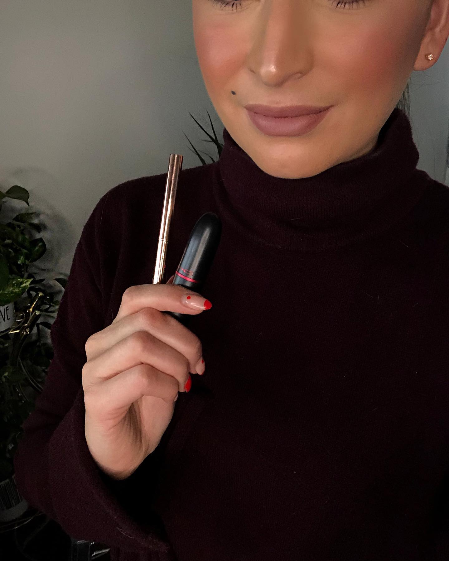 💄 💄MY FAVOURITE EVERYDAY NUDE LIPPY... Your Cup of Beautee