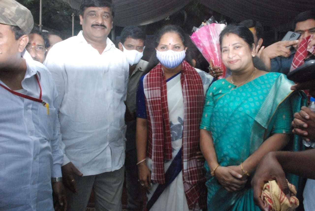 Mothe... - Mothe Srilatha Shoban Reddy Deputy Mayor GHMC