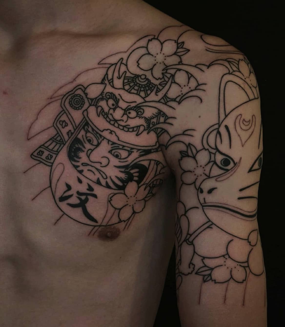 不倒翁狐面半胛割線 這位客人割線割到睡著 Ink Craftsman Tattoo 墨匠紋身 新店店 Facebook