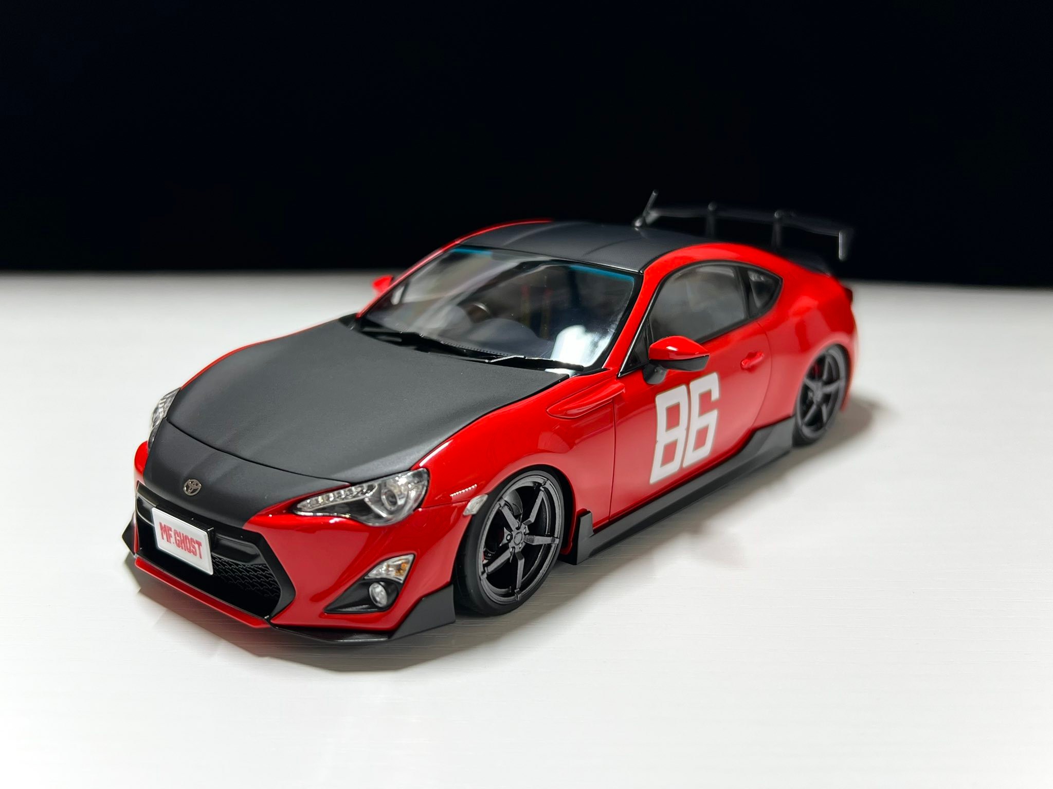 お疲れ様です。 アオシマ MFゴースト TOYOTA 86 ダブルレーン仕様 完成