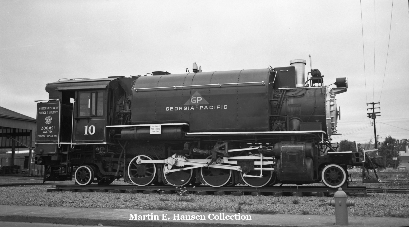 Coos Bay Lumber Company locomotive #104 on display