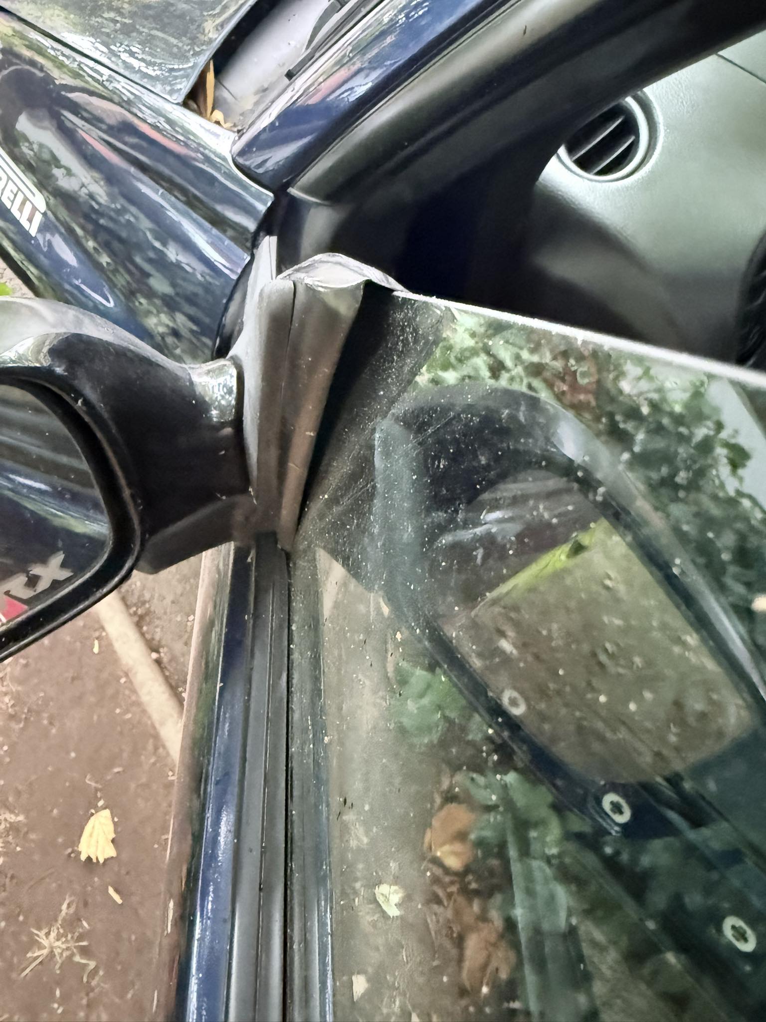 Subaru Mechanics | Any ideas on how to get the window to sit straight ...