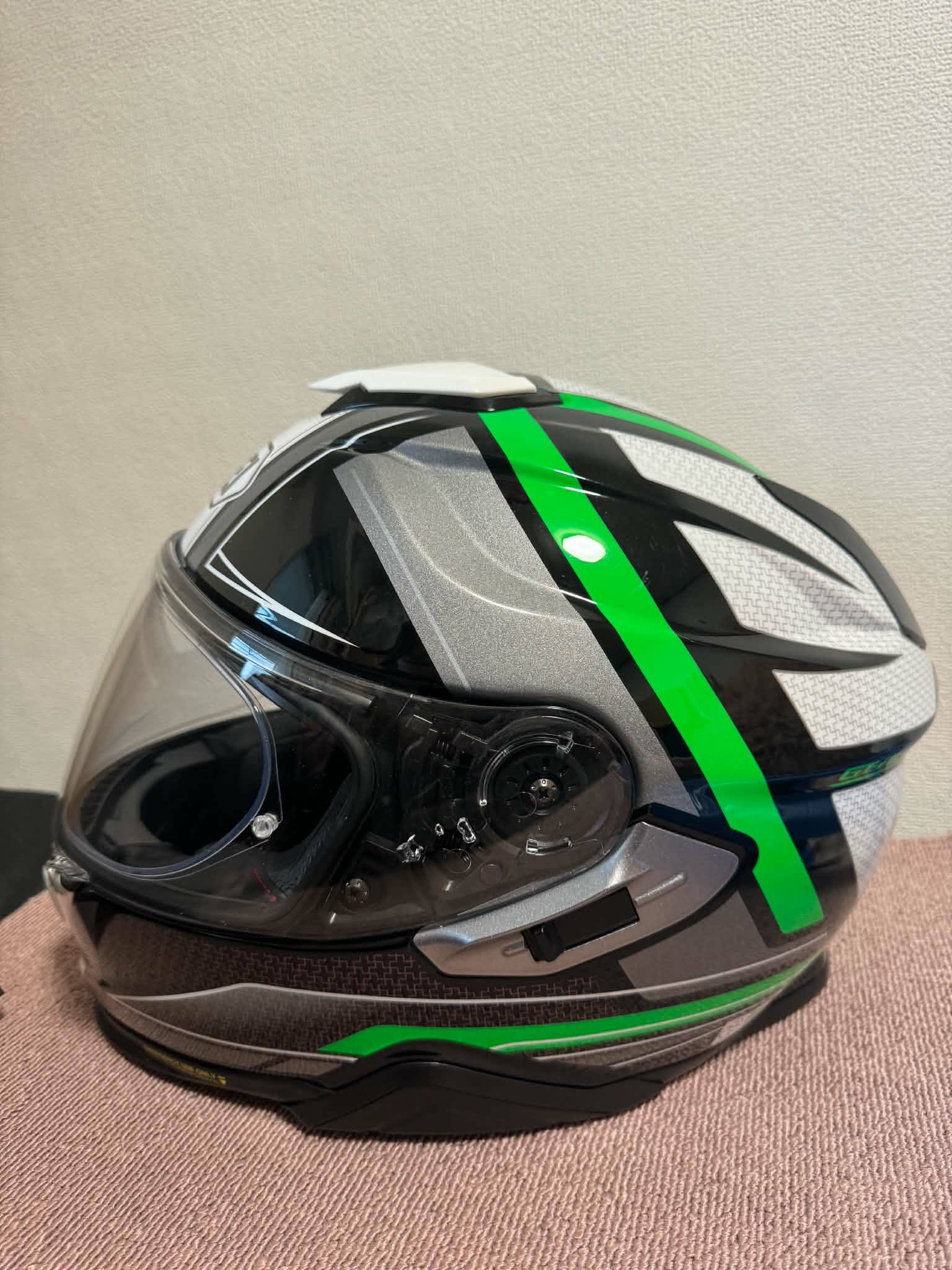 shoei gt air 2 haste tc4 GT-AIR II Air II is equipped to accommodate your every need. Shoei GT-Air 2 Haste TC4