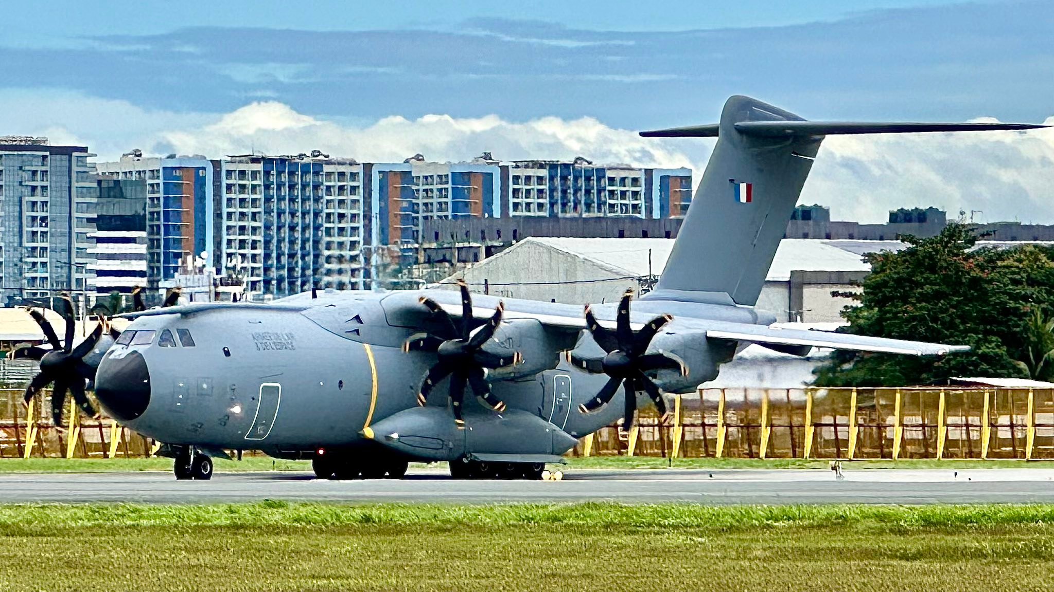 ARMÉE DE L'AIR (FRENCH AIR FORCE) AIRBUS A400 F-RBAW